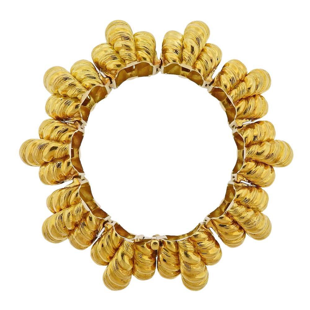 1960s Hammerman Brothers Gold Bracelet In Excellent Condition For Sale In New York, NY