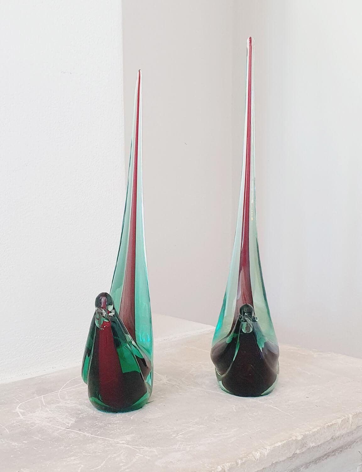 Pair of 1960s exquisite hand blown birds by the great glass designer, Cenedese. Giovanni Cenedese was a renowned glass blower in Murano in the 1950s and early 60s. He is the father of the contemporary Venetian glass blower Simone Cenedese whom he