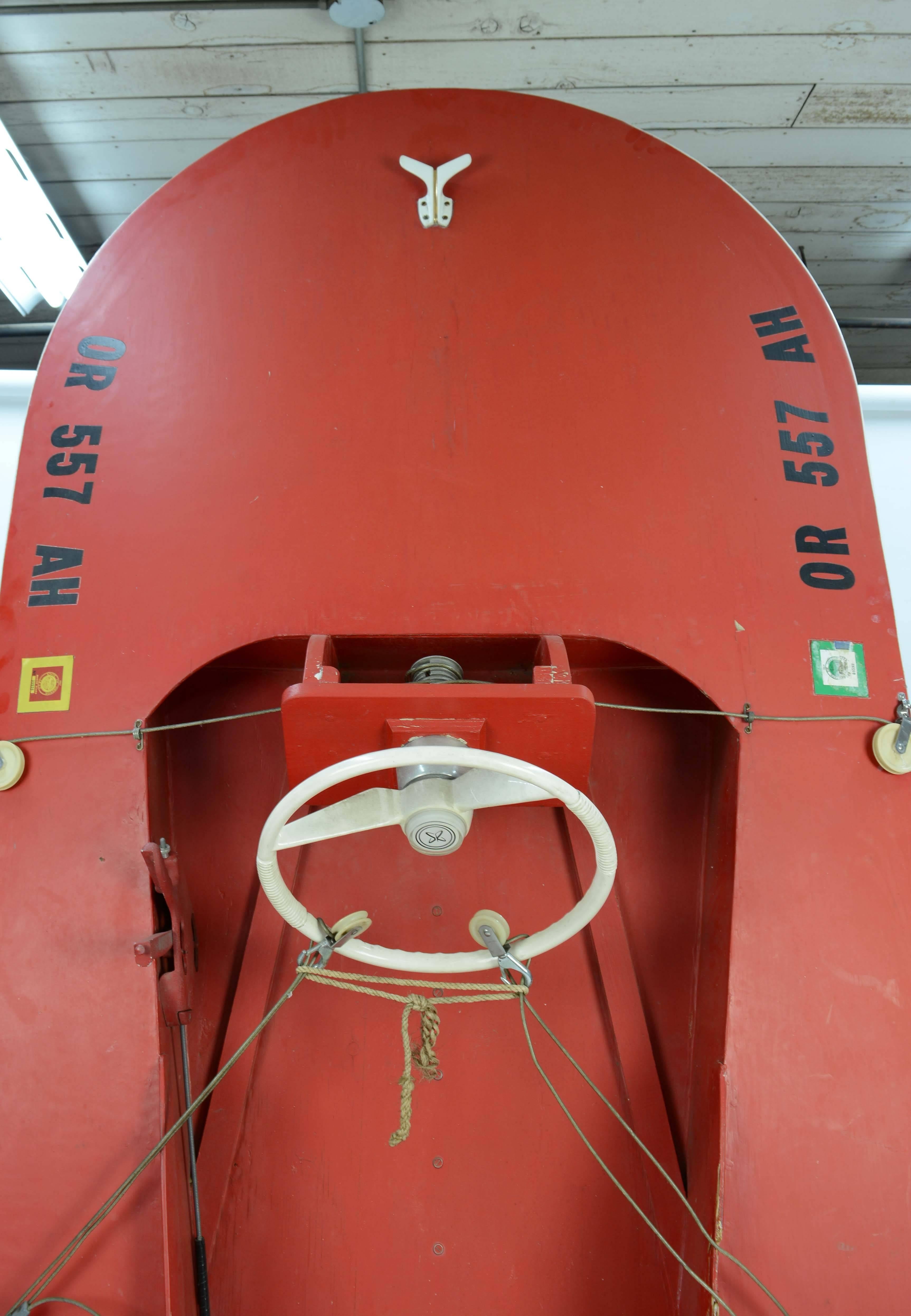 1960s Hand Built Muskoak Sea Flea Minimost Hydroplane Boat by William Jackson In Good Condition In Portland, OR