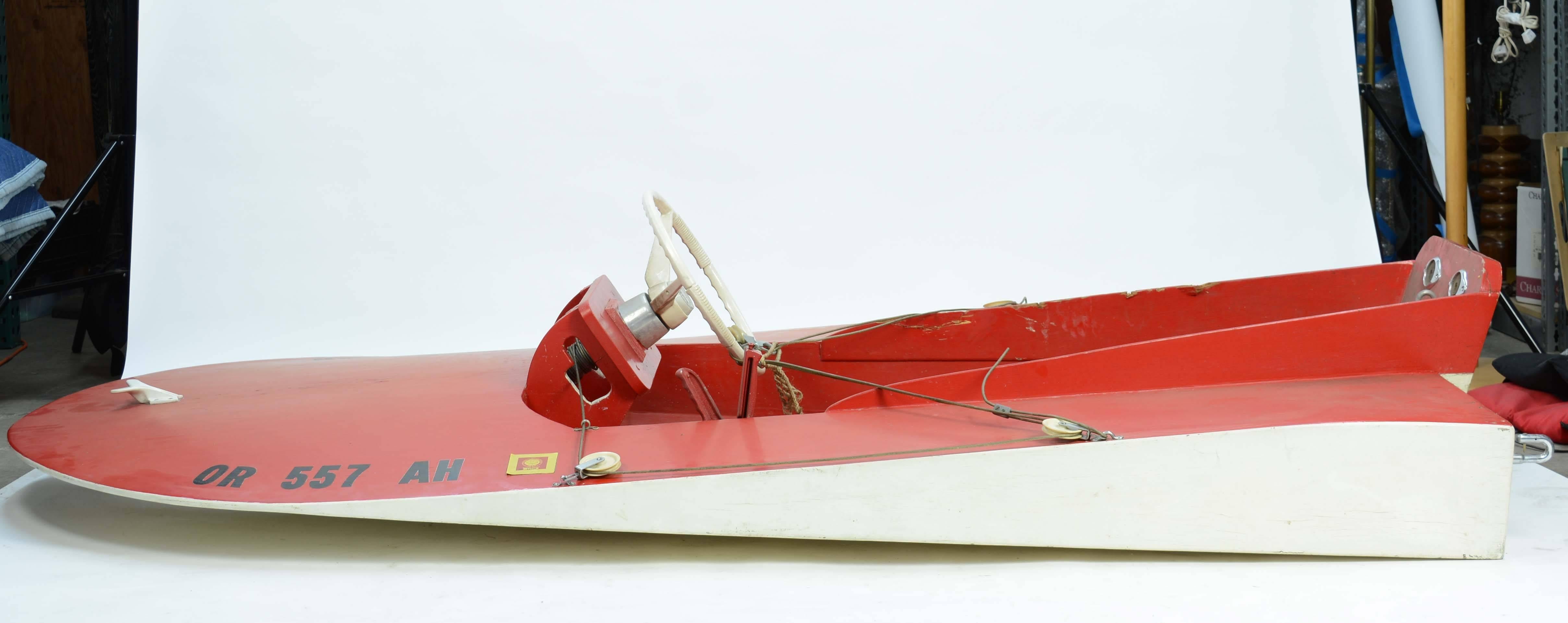 Mid-20th Century 1960s Hand Built Muskoak Sea Flea Minimost Hydroplane Boat by William Jackson