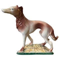Figura de galgo de porcelana pintada y hecha a mano en los años 60 por Elsa Lagorio