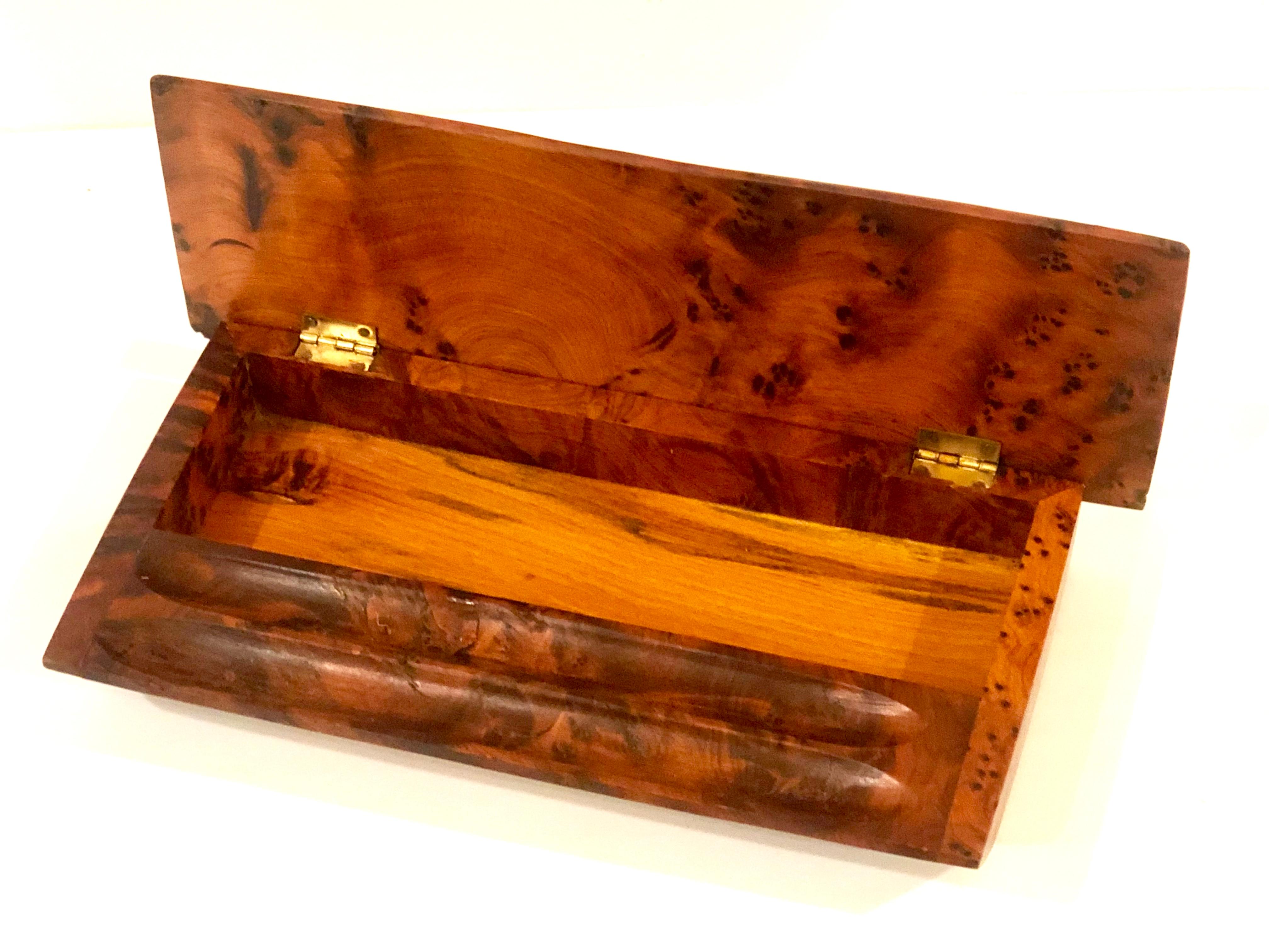 Beautiful elegant 1960s pen holder desk box elegant handcrafted great quality and design.