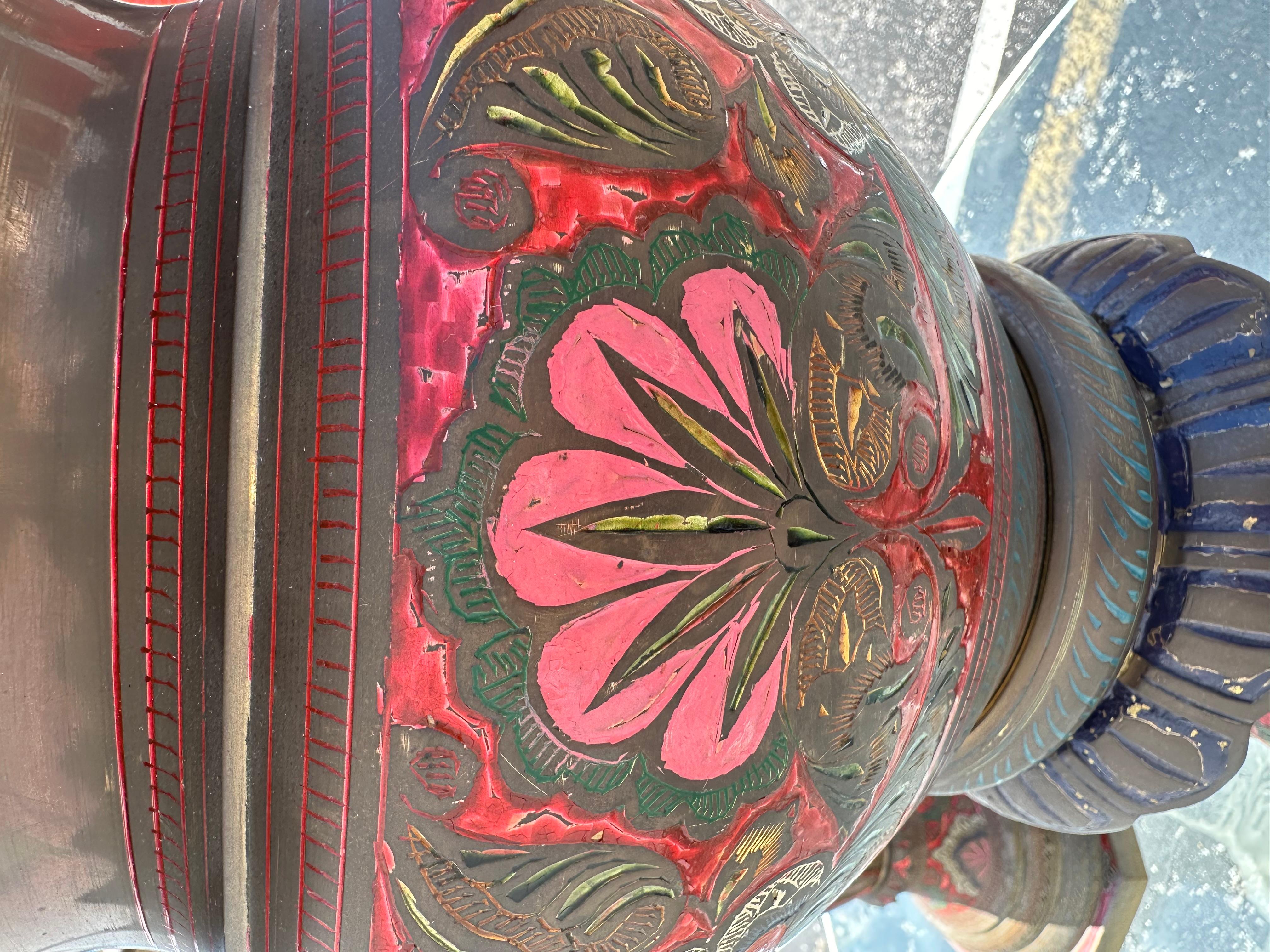 Maceteros de latón grabado pintados a mano de los años 60 en venta 12