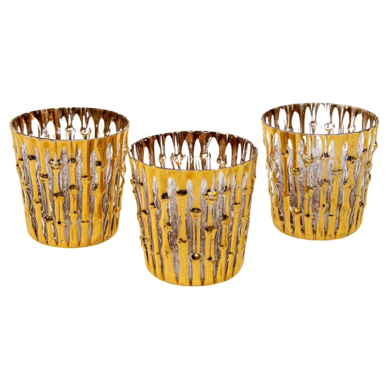 https://a.1stdibscdn.com/1960s-hand-painted-22-karat-bamboo-rocks-glasses-set-of-3-old-fashioned-barware-for-sale/f_9068/f_367606221698128263409/f_36760622_1698128263960_bg_processed.jpg?width=768