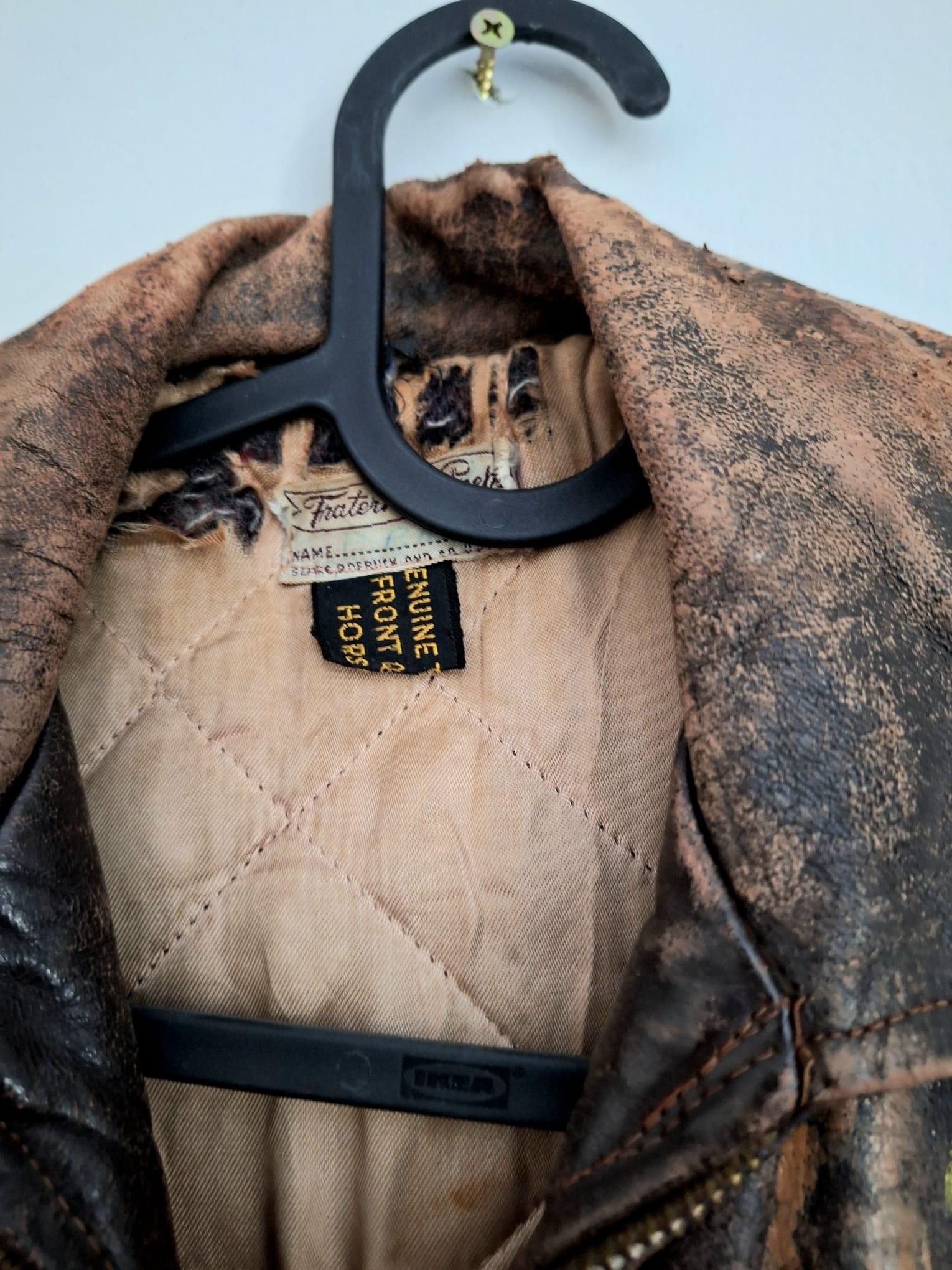 Chaquetas de cuero pintadas a mano de los años 60 en Desgastado estado para la venta en Los Angeles, CA