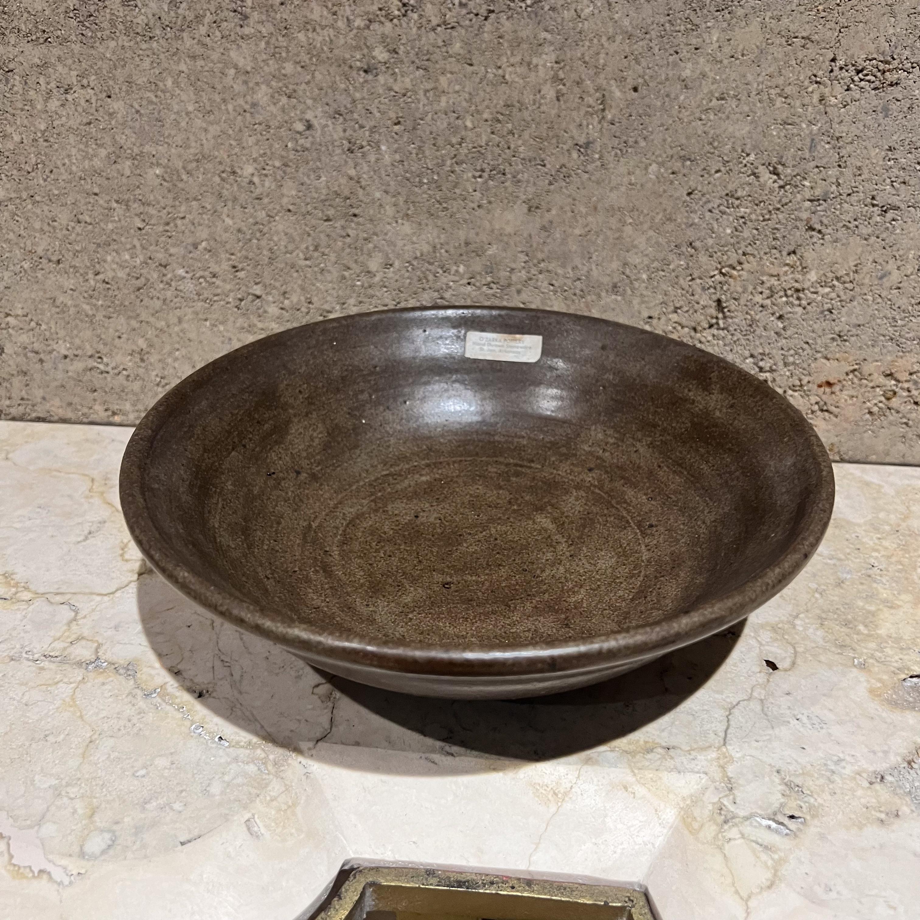 Mid-Century Modern Bol en poterie Ozarka tourné à la main des années 1960, St Joe Arkansas