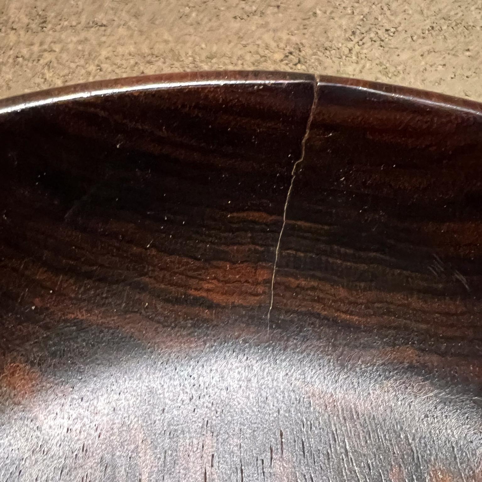 1960s Hand Turned Rosewood Sculptural Bowl In Good Condition For Sale In Chula Vista, CA