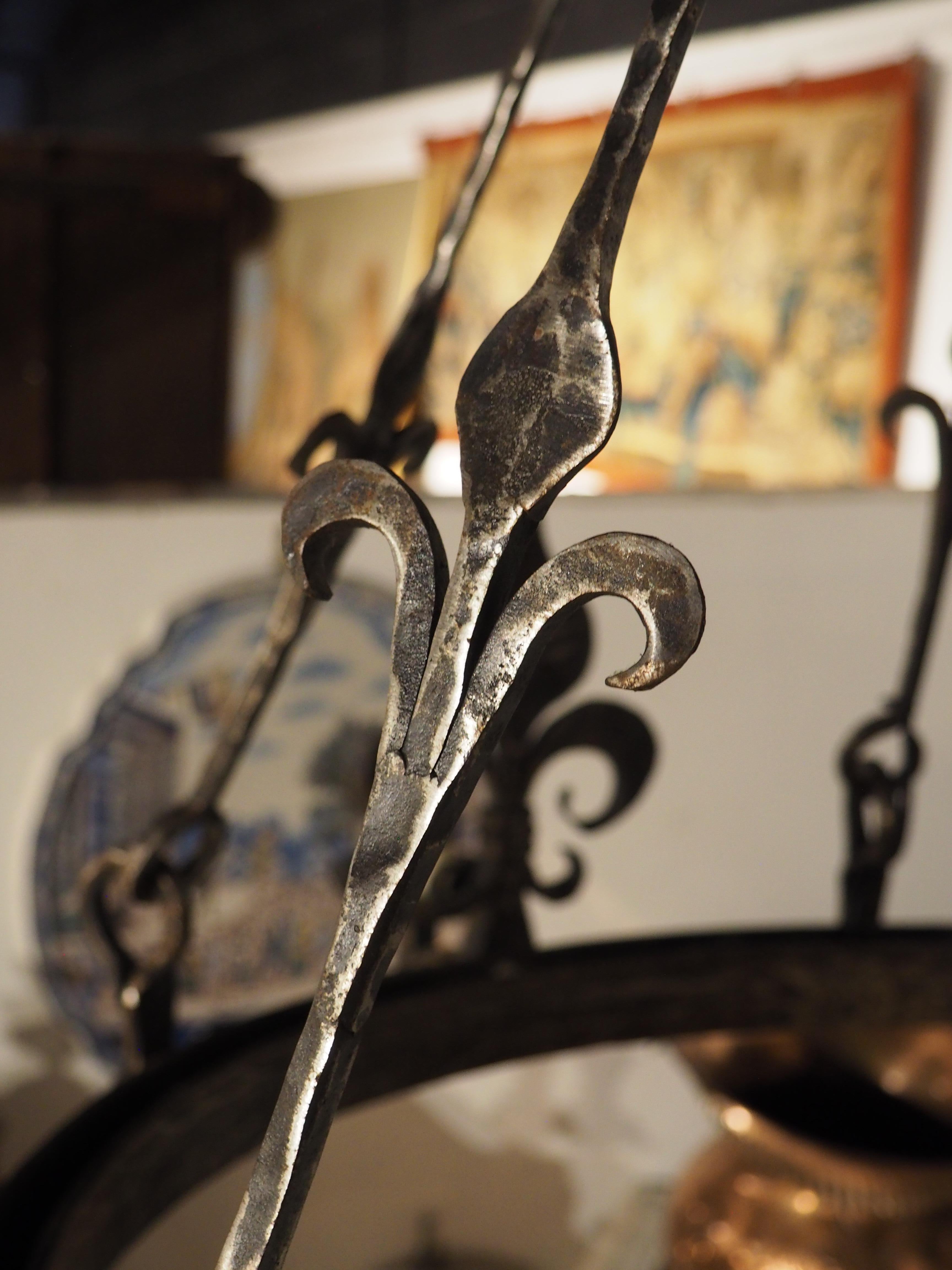 1960s Hand Wrought Iron Oval Fleur De Lys Chandelier from Brittany, France For Sale 7