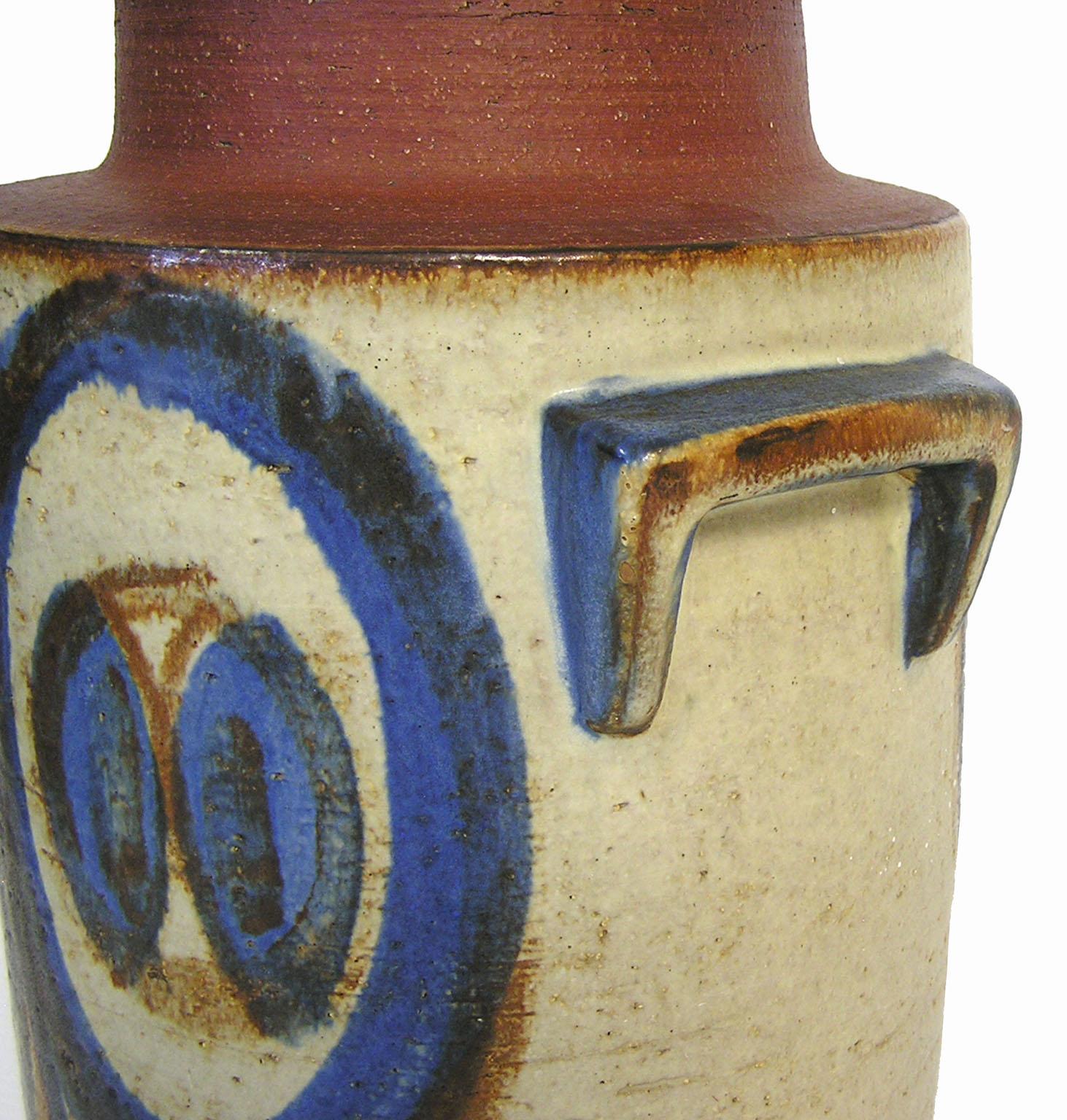 1960s Handled Soholm Pottery Planter Vase by Svend Aage Jensen, Denmark In Good Condition For Sale In Winnipeg, Manitoba