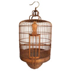 1960s Handmade Bamboo Wood Birdcage With Brass Hook (cage à oiseaux en bois de bambou avec crochet en laiton)