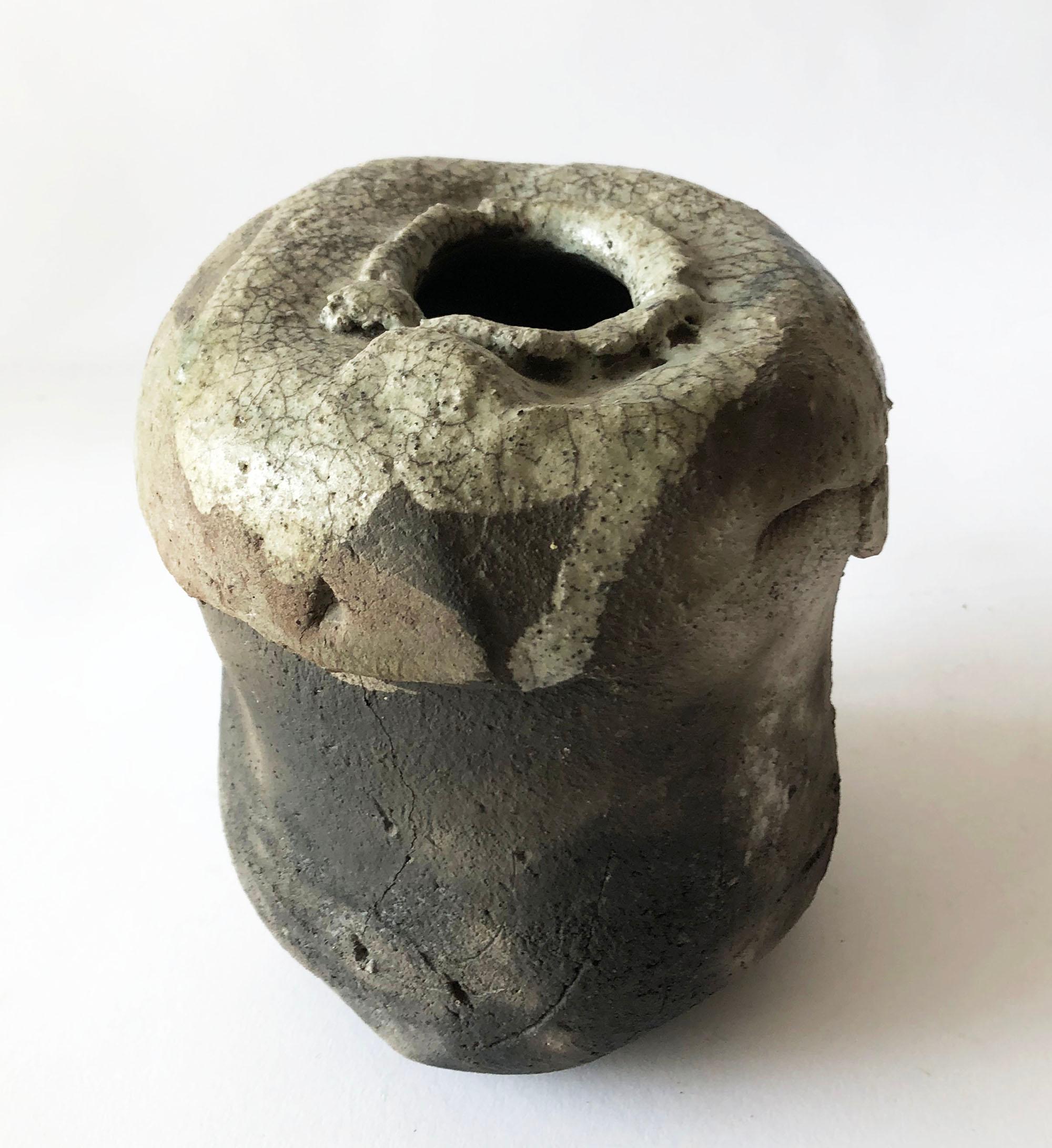 Early 1960s handmade California studio stoneware pottery vase possibly made by Paul Soldner as a test for raku firing. Vase measures 7