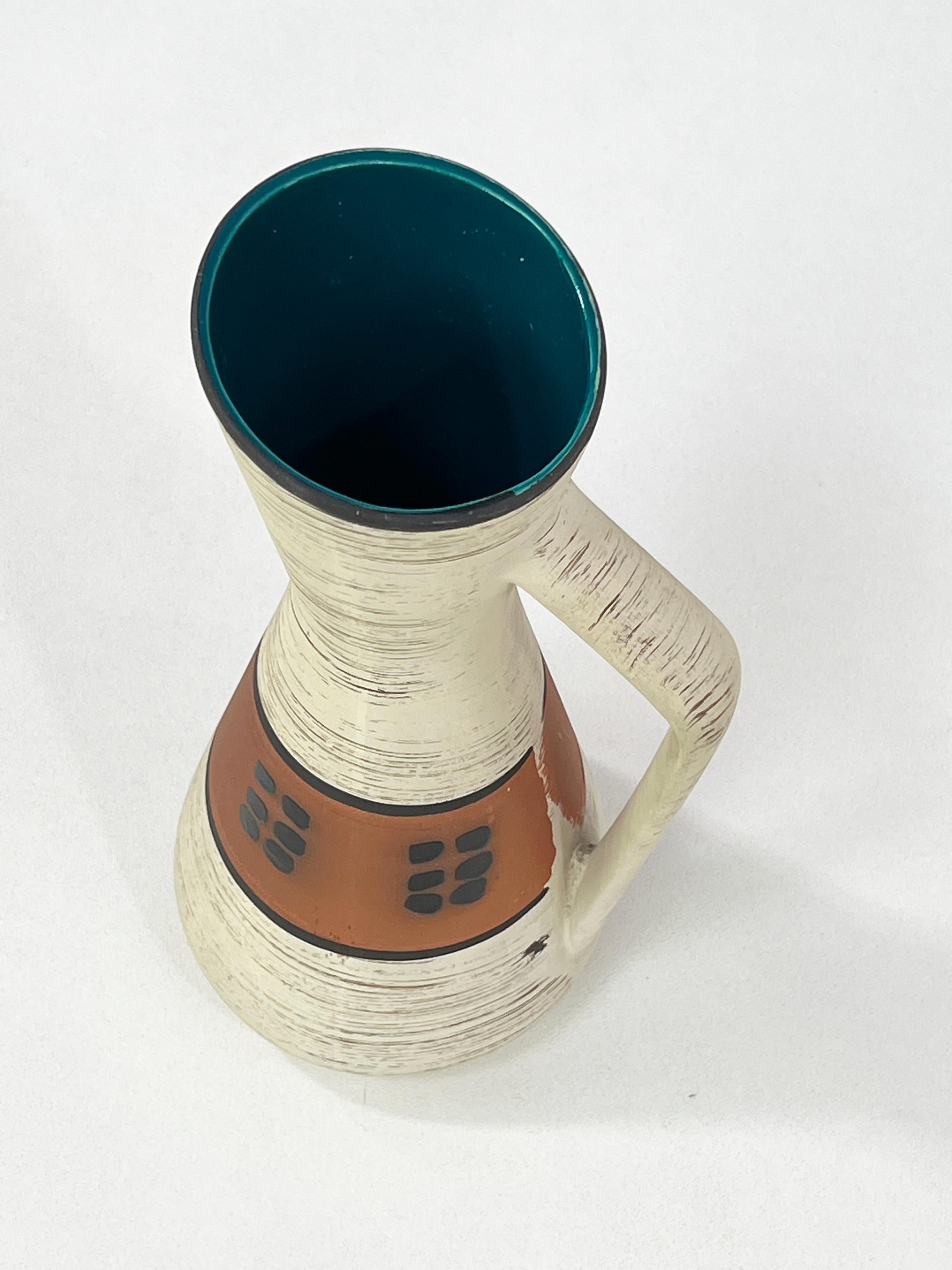 Vase-pichet en céramique fait main des années 1960 Bon état - En vente à Tourcoing, FR