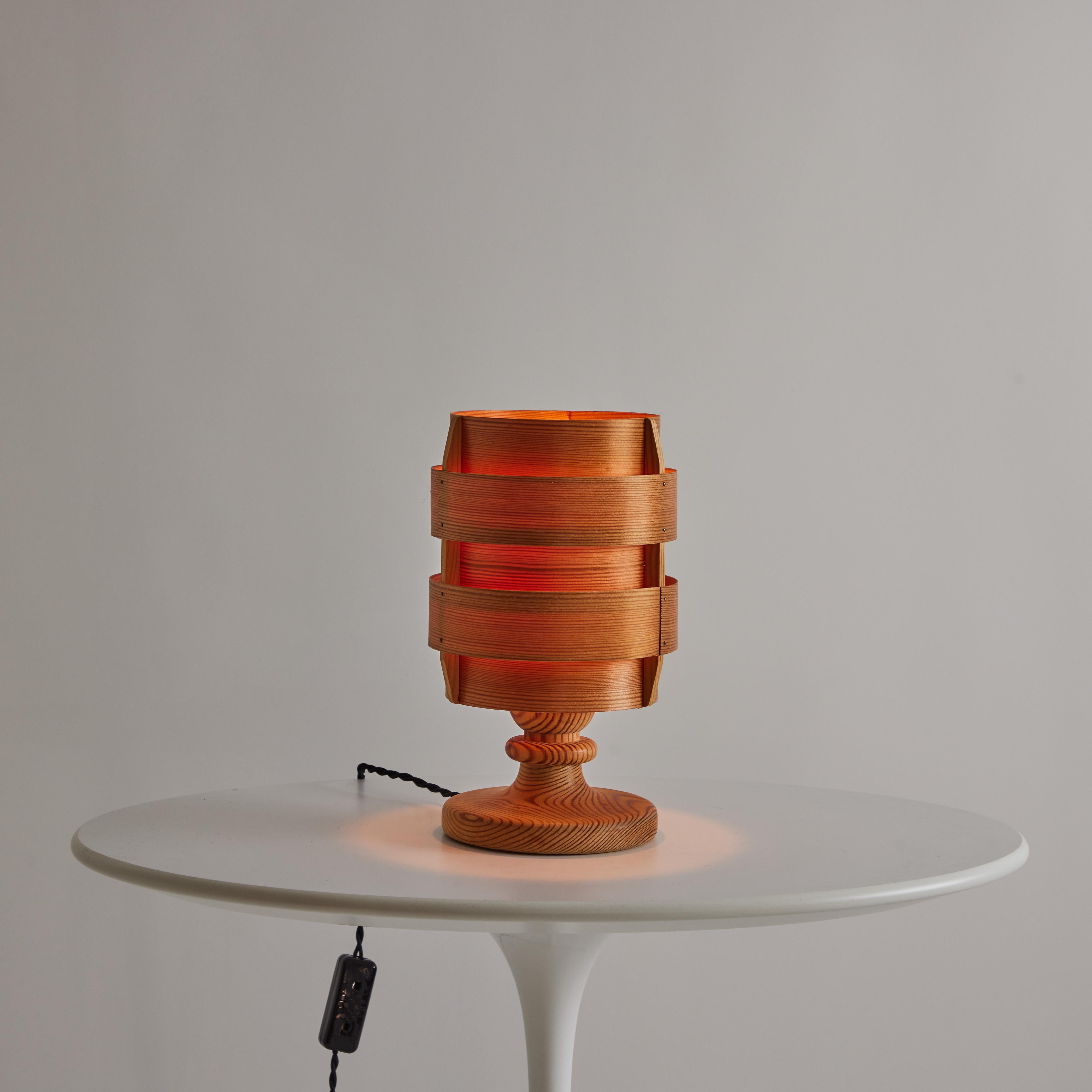 1960s Hans-Agne Jakobsson Model B148 Wood Table Lamp for AB Ellysett For Sale 5