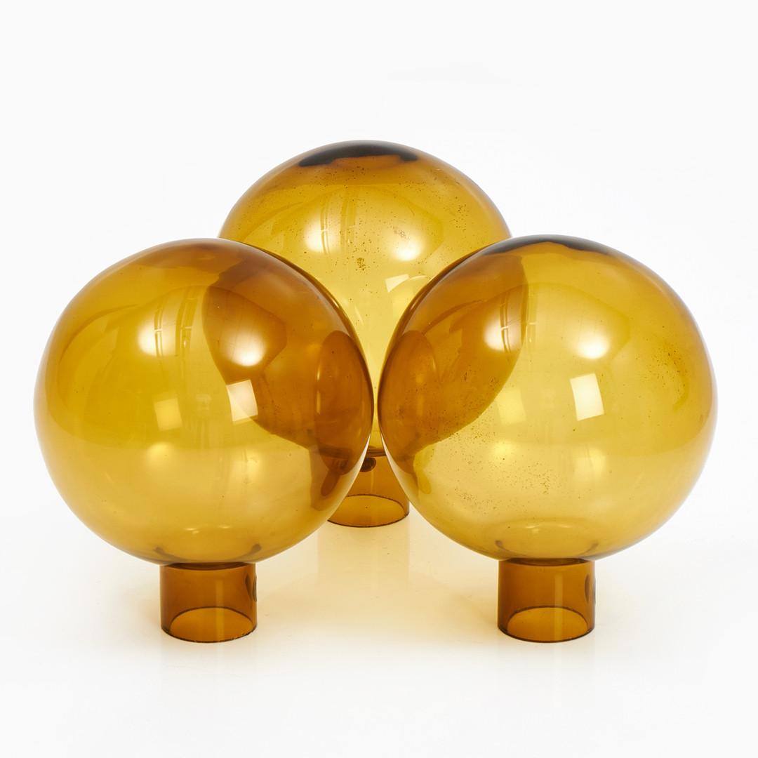 Scandinavian 1960s Hans Agne Jakobsson Model V149 Glass and Brass Wall Lamp for Markaryd