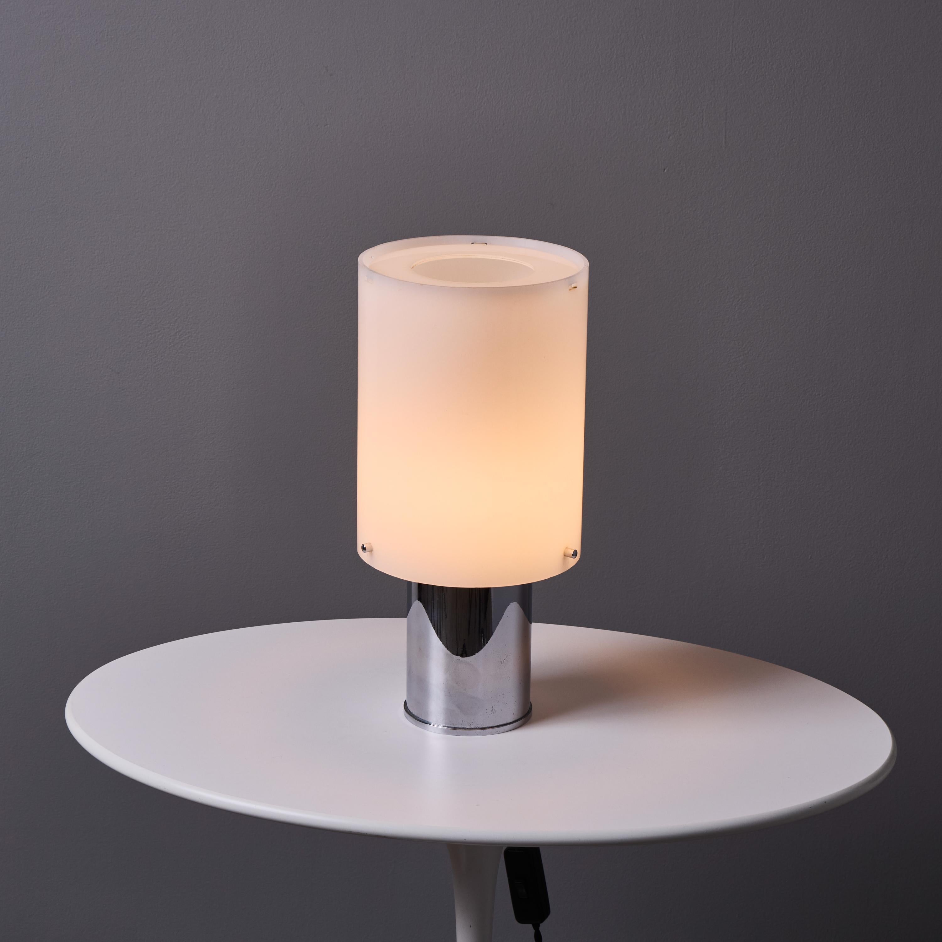 1960s Hans Agne Jakobsson Opaline Perspex and Chrome Table Lamp for Markaryd en venta 7