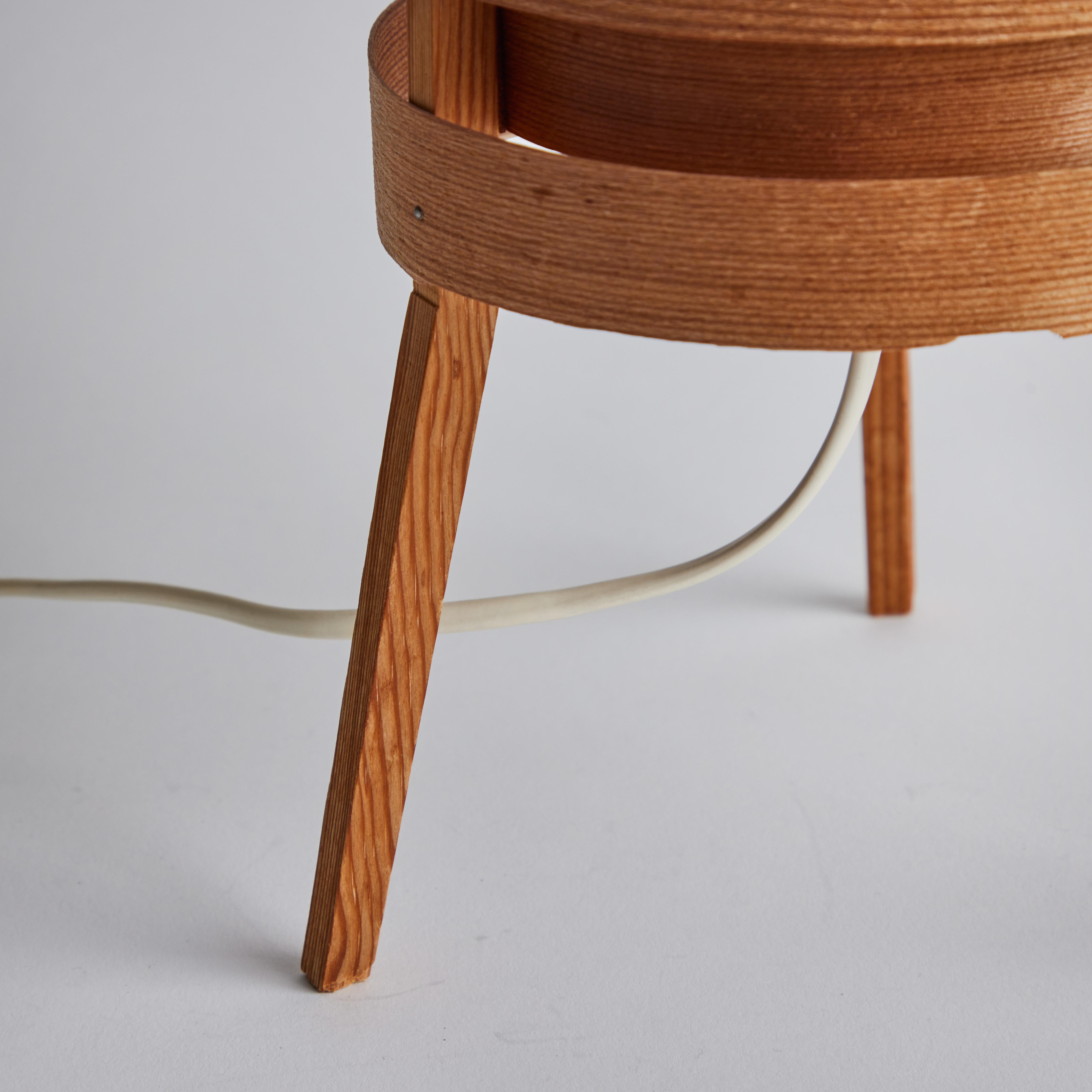 1960s Hans-Agne Jakobsson Tripod Wood Table Lamp for AB Ellysett For Sale 10