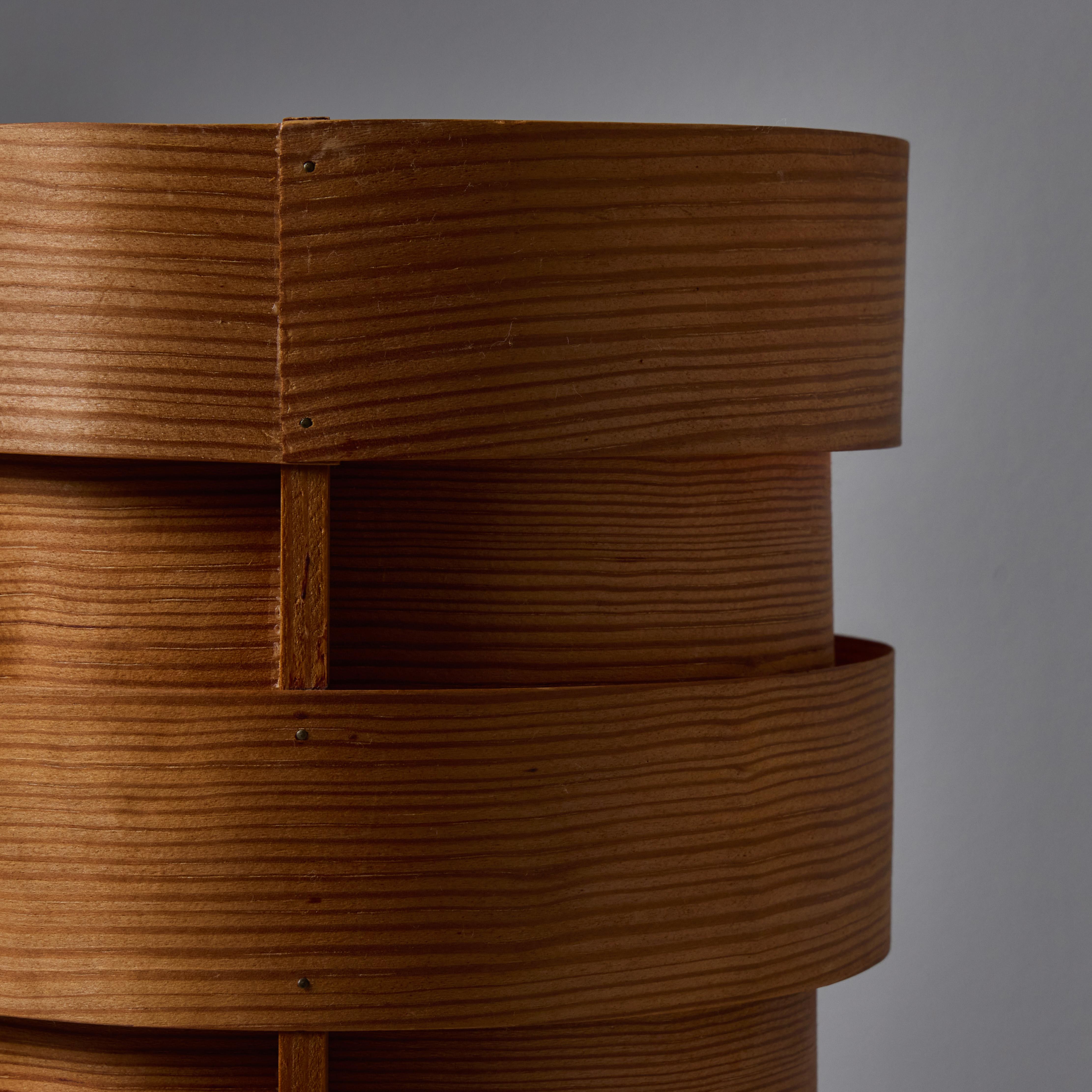 1960s Hans-Agne Jakobsson Tripod Wood Table Lamp for AB Ellysett For Sale 6