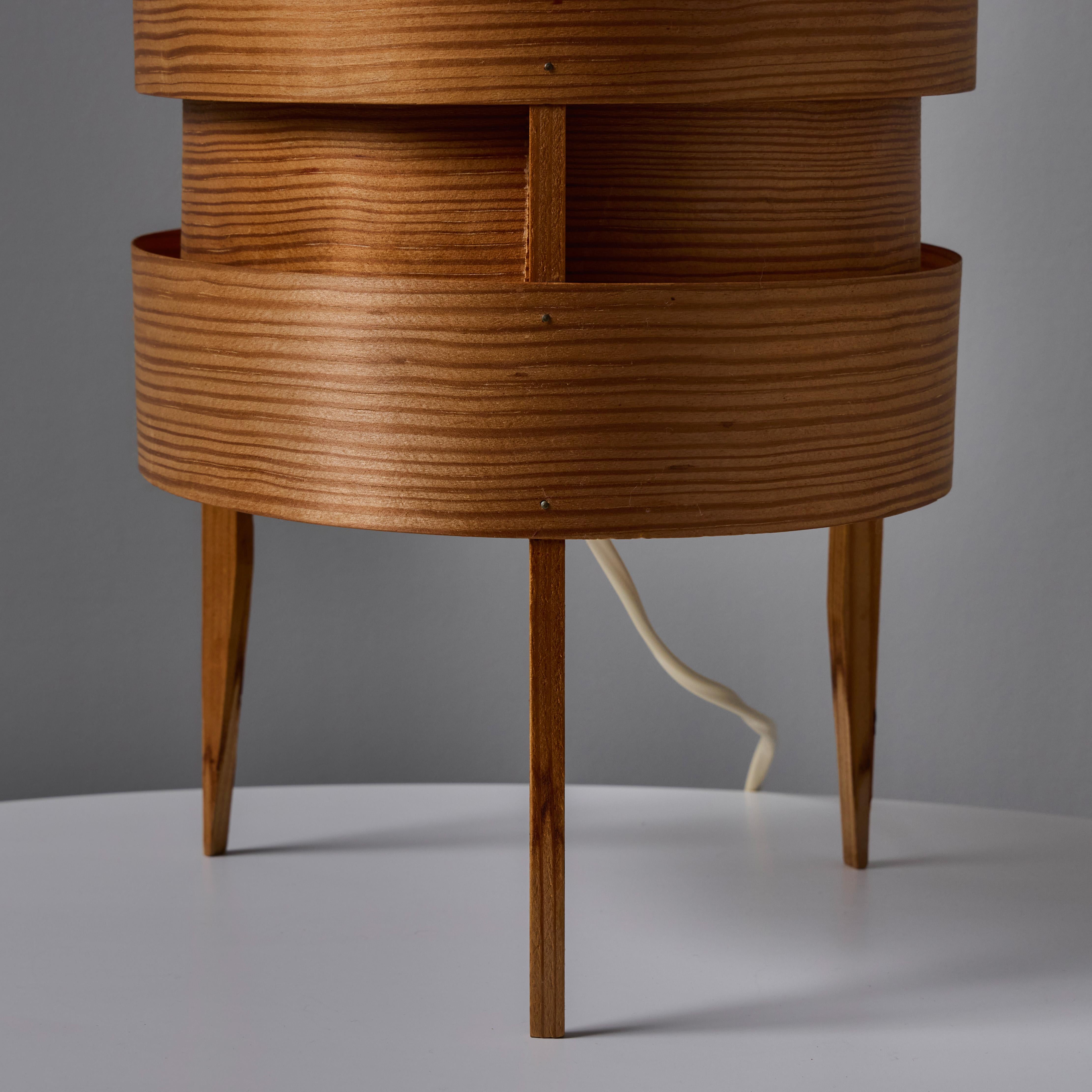 1960s Hans-Agne Jakobsson Tripod Wood Table Lamp for AB Ellysett For Sale 7
