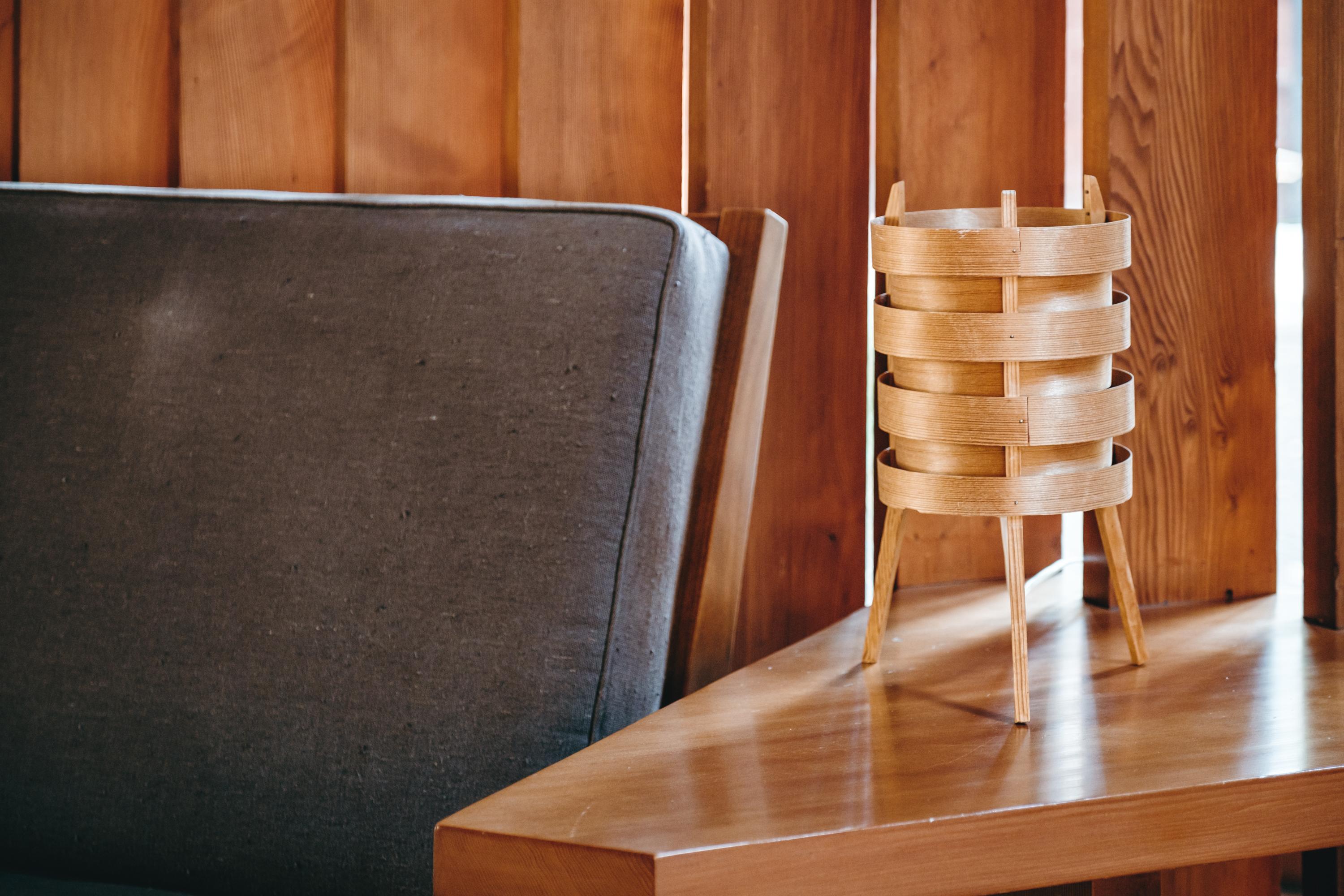Scandinavian Modern 1960s Hans-Agne Jakobsson Tripod Wood Table Lamp for AB Ellysett For Sale