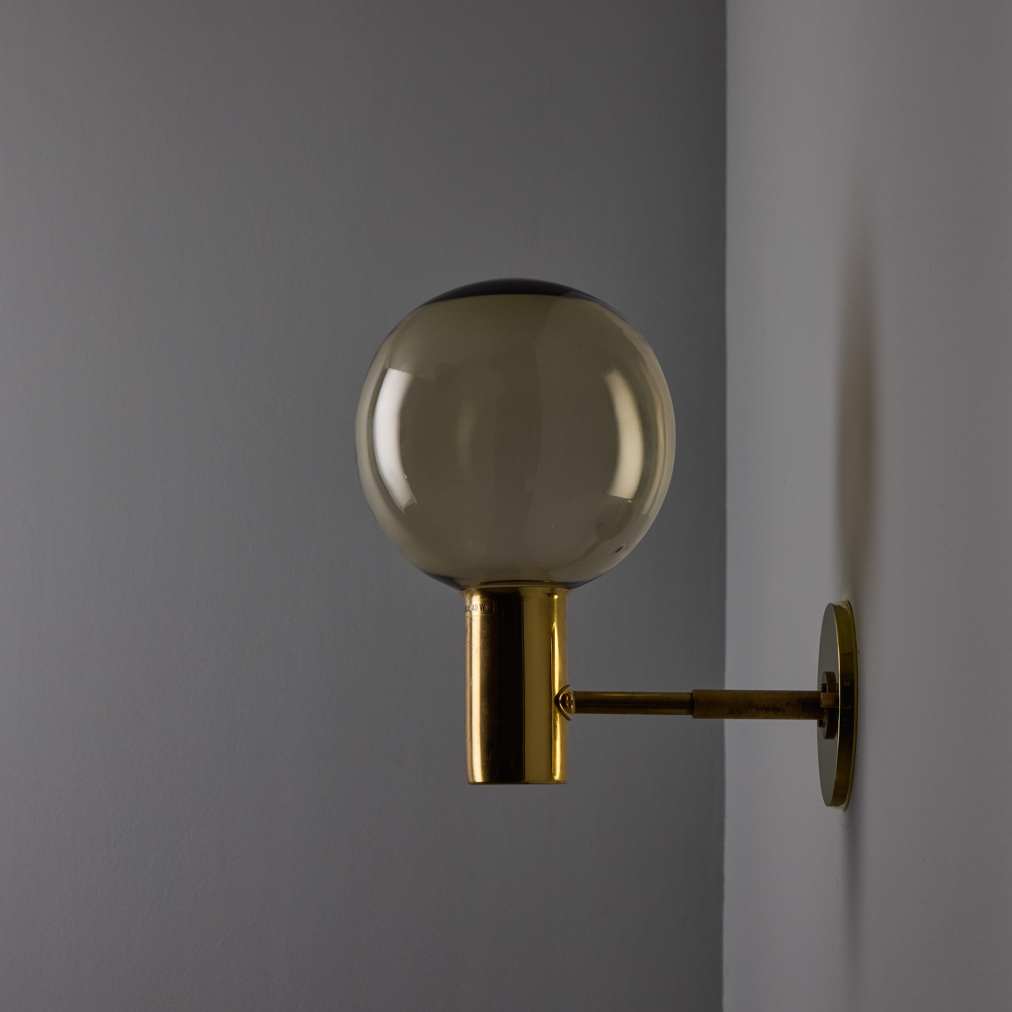 Lampada da parete in vetro e ottone Hans-Agne Jakobsson #V149 degli anni '60 per Markaryd in vendita 2