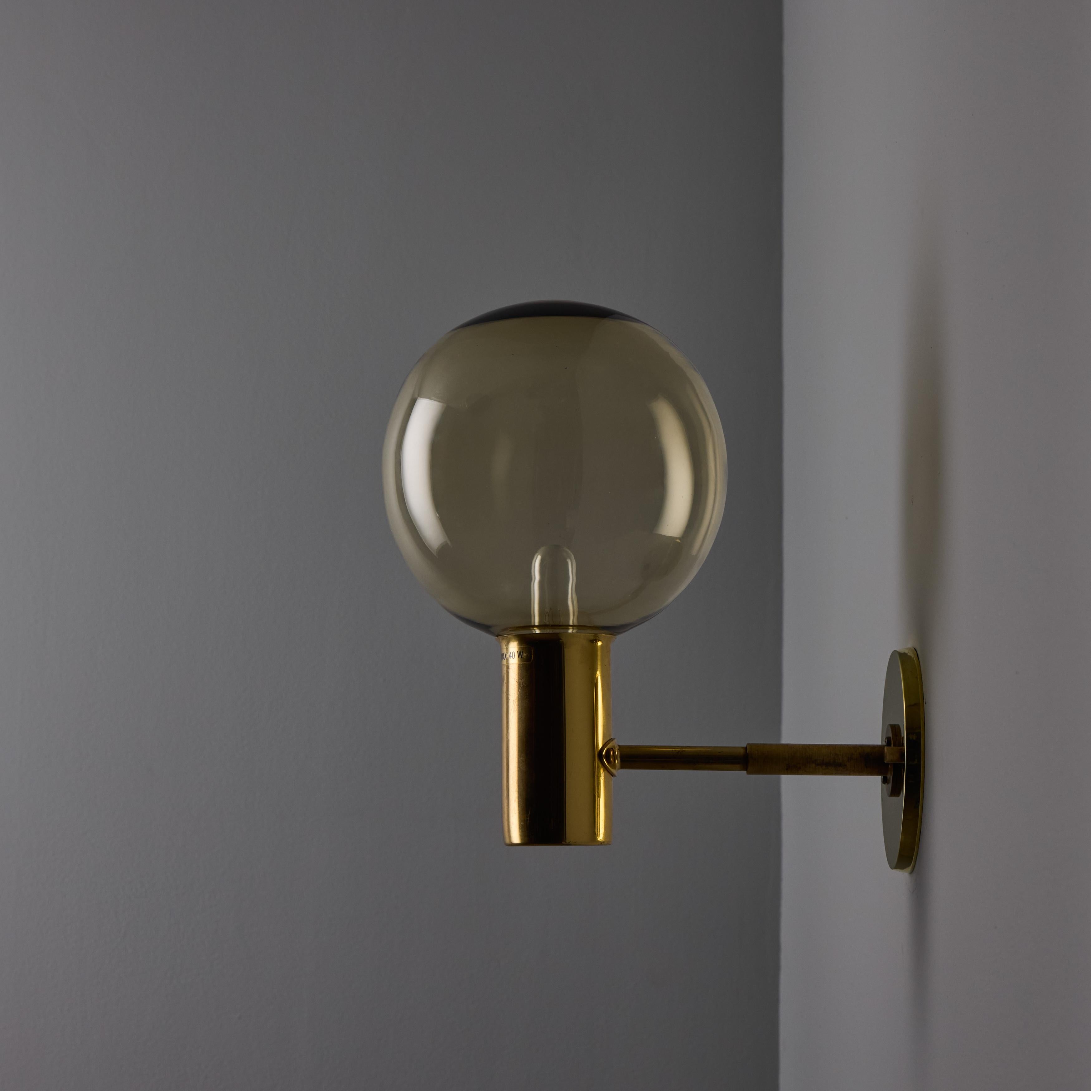 Lampada da parete in vetro e ottone Hans-Agne Jakobsson #V149 degli anni '60 per Markaryd in vendita 3