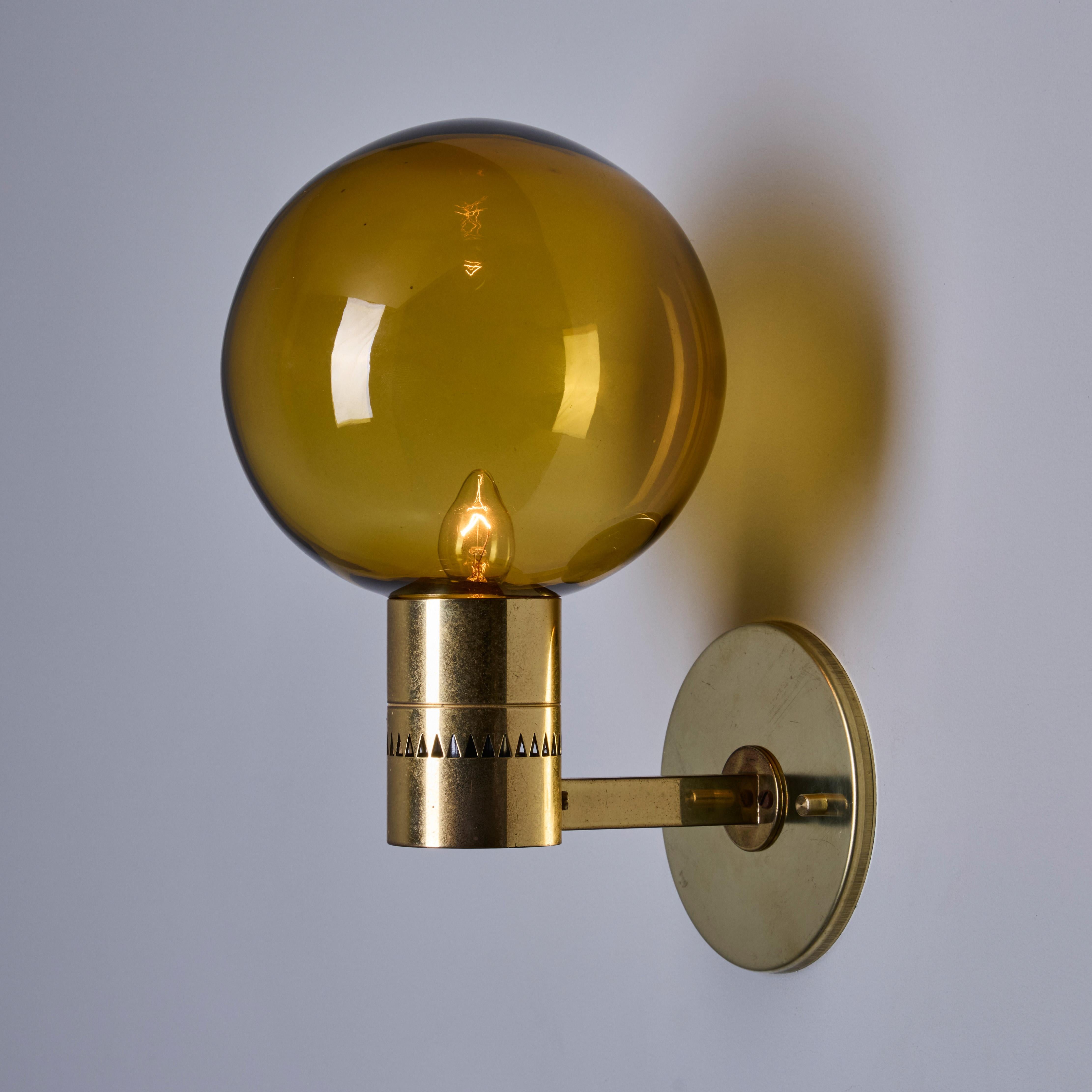 1960s Hans Agne Jakobsson #V149 Glass & Brass Wall Lamp for Markaryd For Sale 5
