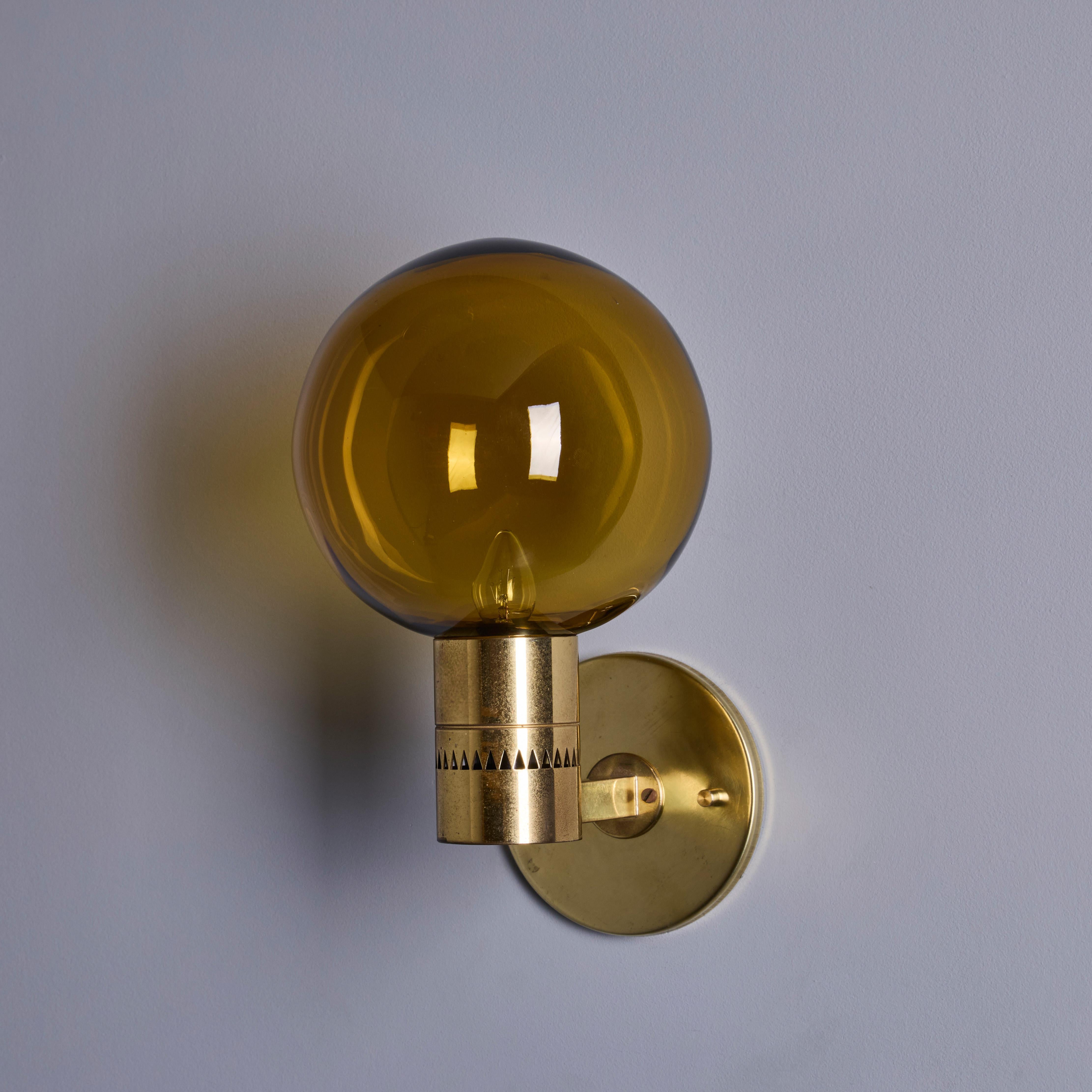 1960s Hans Agne Jakobsson #V149 Glass & Brass Wall Lamp for Markaryd For Sale 2