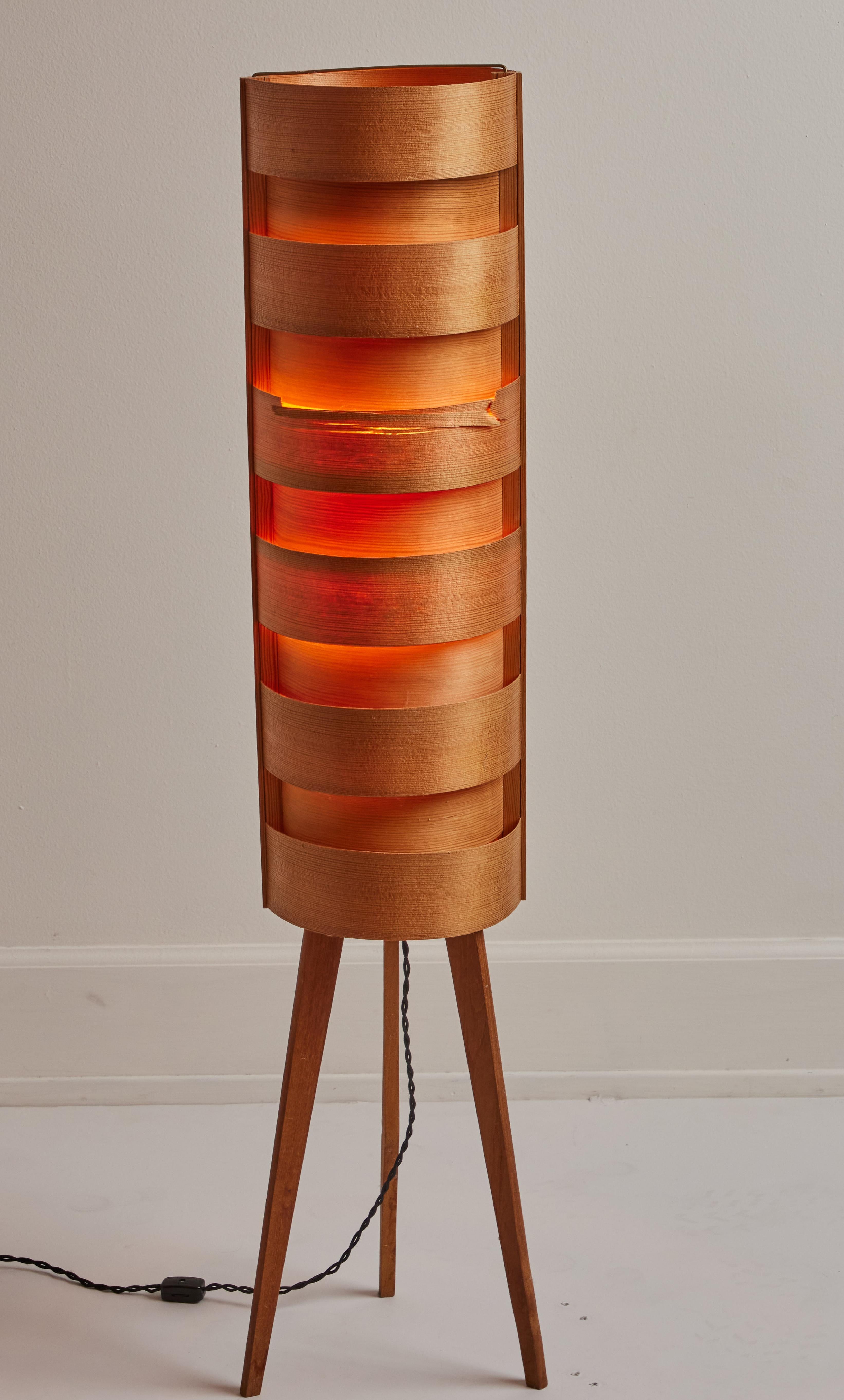 1960s Hans-Agne Jakobsson Wood Tripod Floor Lamp for AB Ellysett For Sale 11