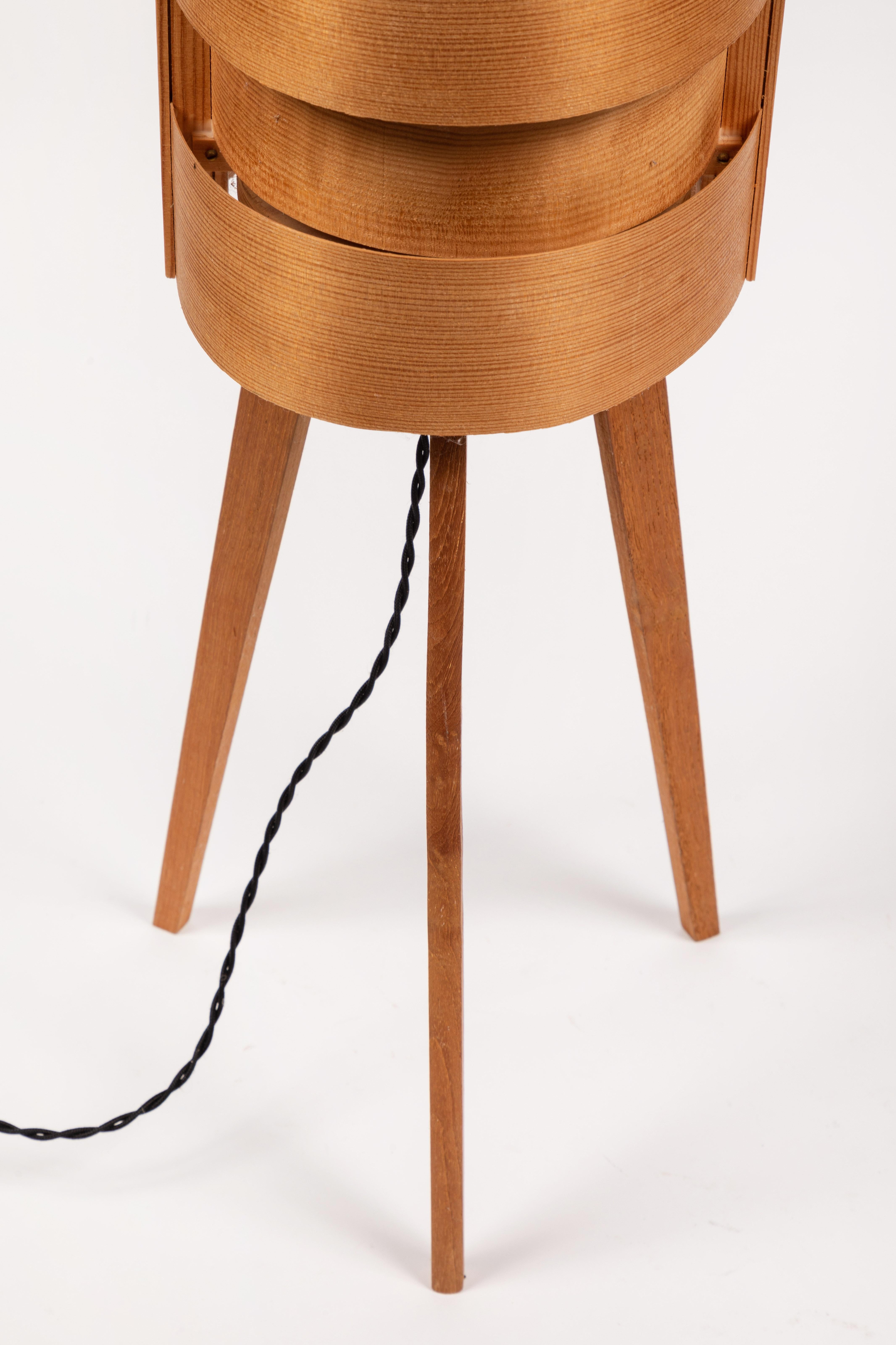 1960s Hans-Agne Jakobsson Wood Tripod Floor Lamp for AB Ellysett For Sale 6