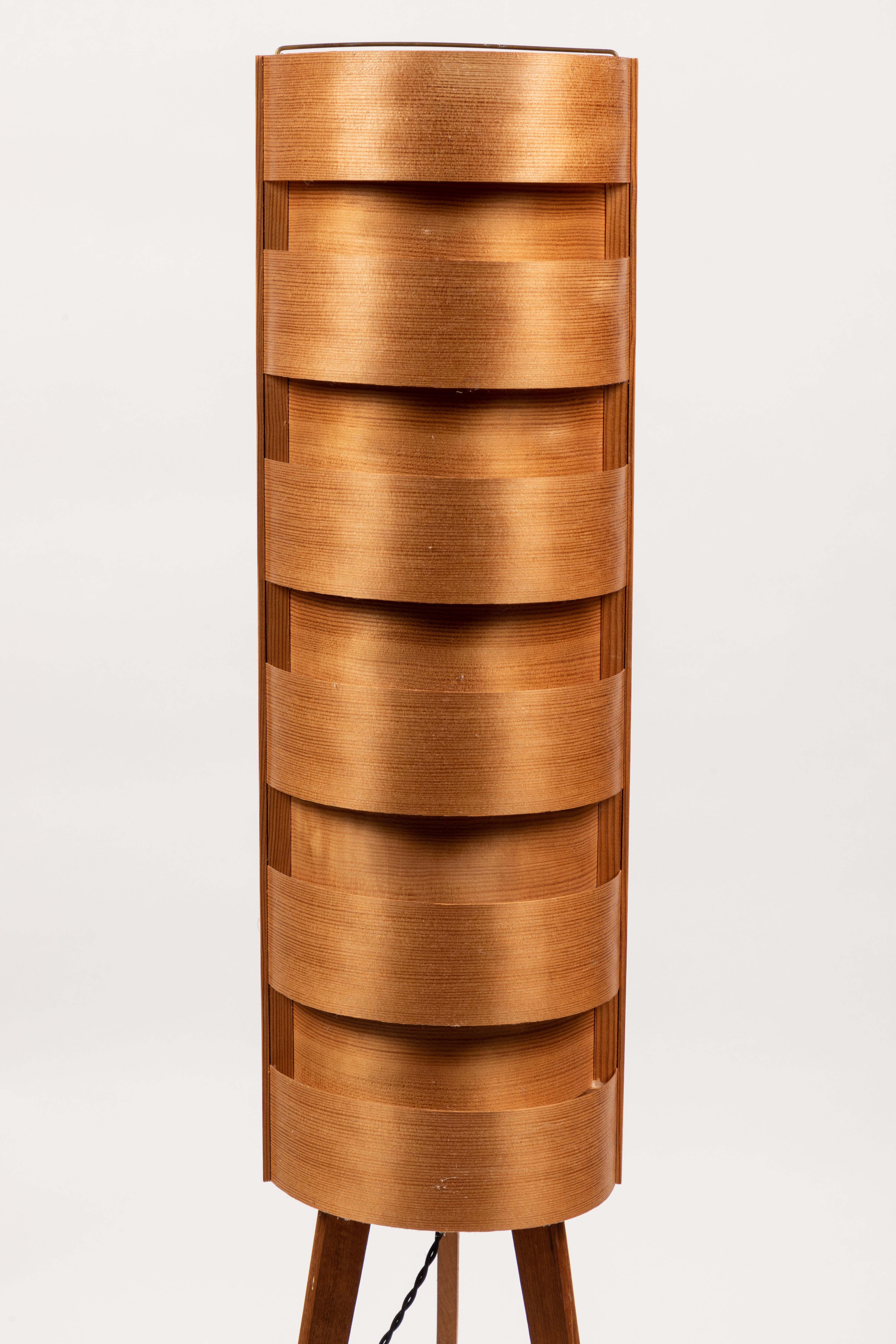 1960s Hans-Agne Jakobsson Wood Tripod Floor Lamp for AB Ellysett 7