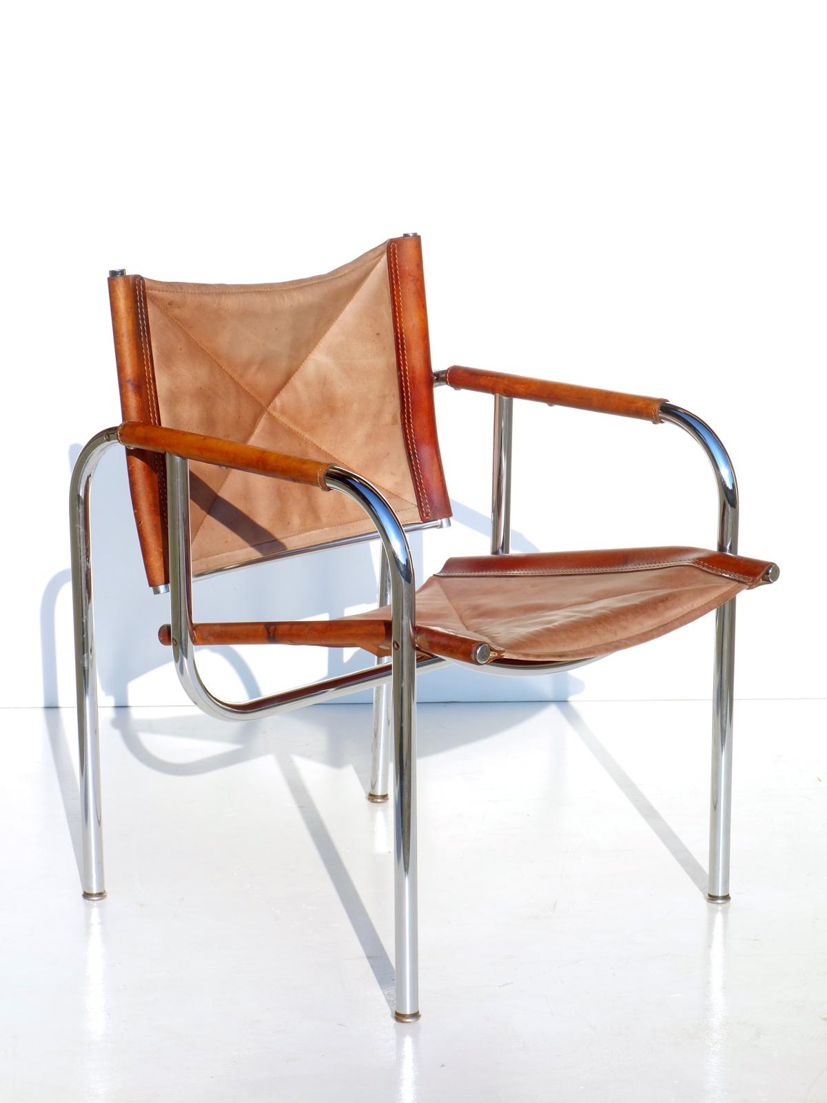 Leather and tubular steel
Adjustable-back

Pair of chairs by Hans Eichenberger for Strässle.