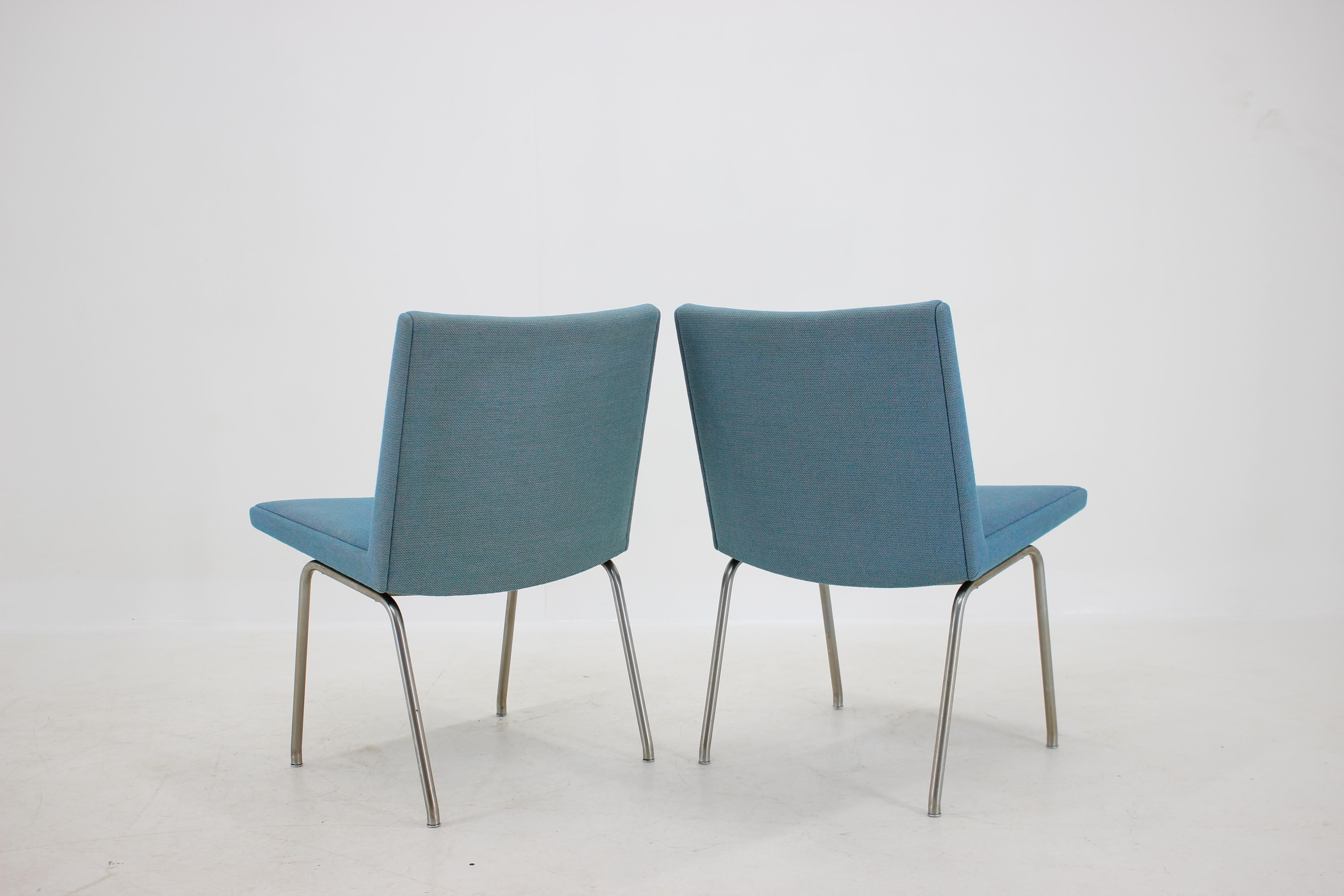 Danish 1960s Hans J. Wegner Airport Lounge Chairs for A.P. Stolen, Set of 4 For Sale