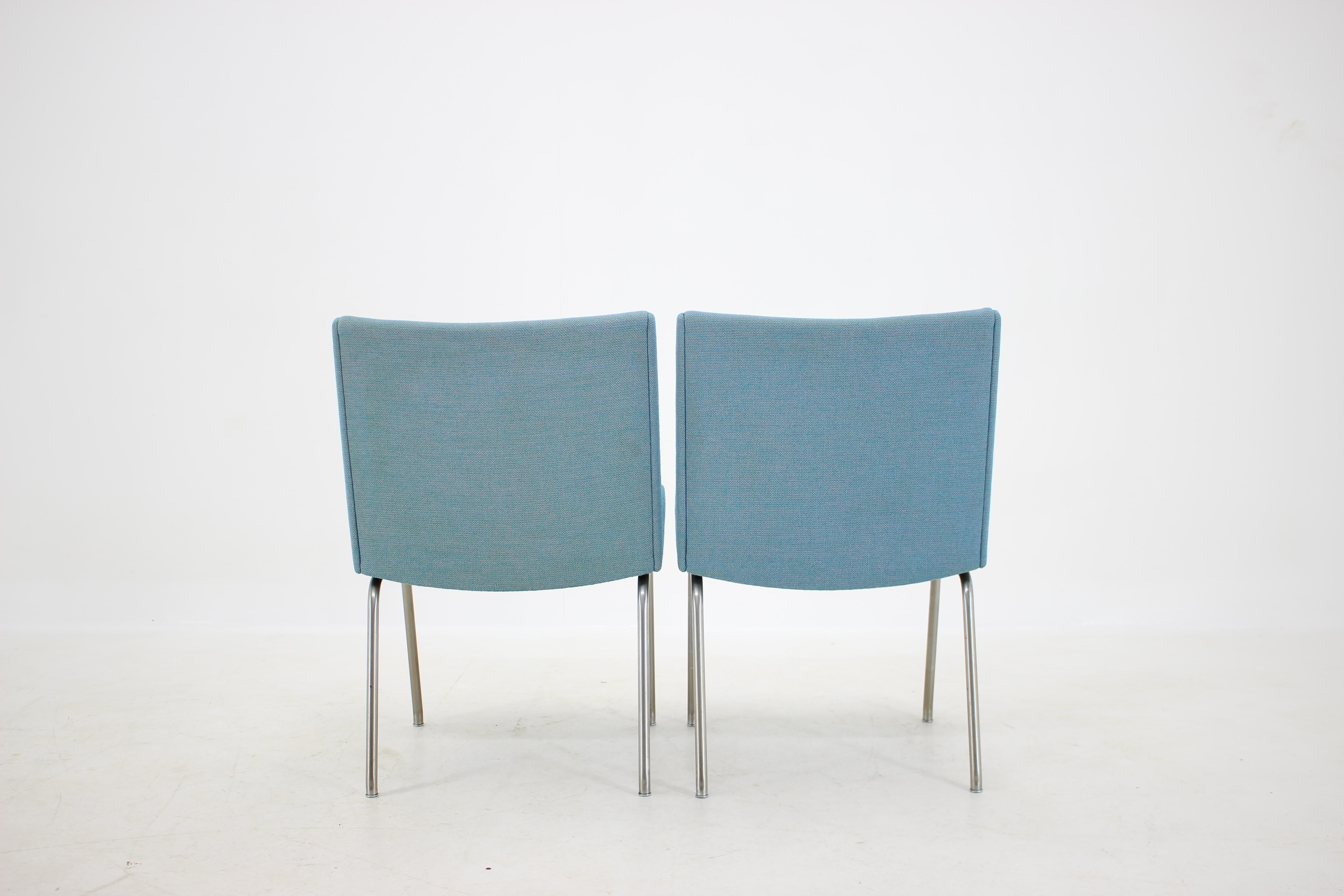 Mid-20th Century 1960s Hans J. Wegner Airport Lounge Chairs for A.P. Stolen, Set of 4 For Sale