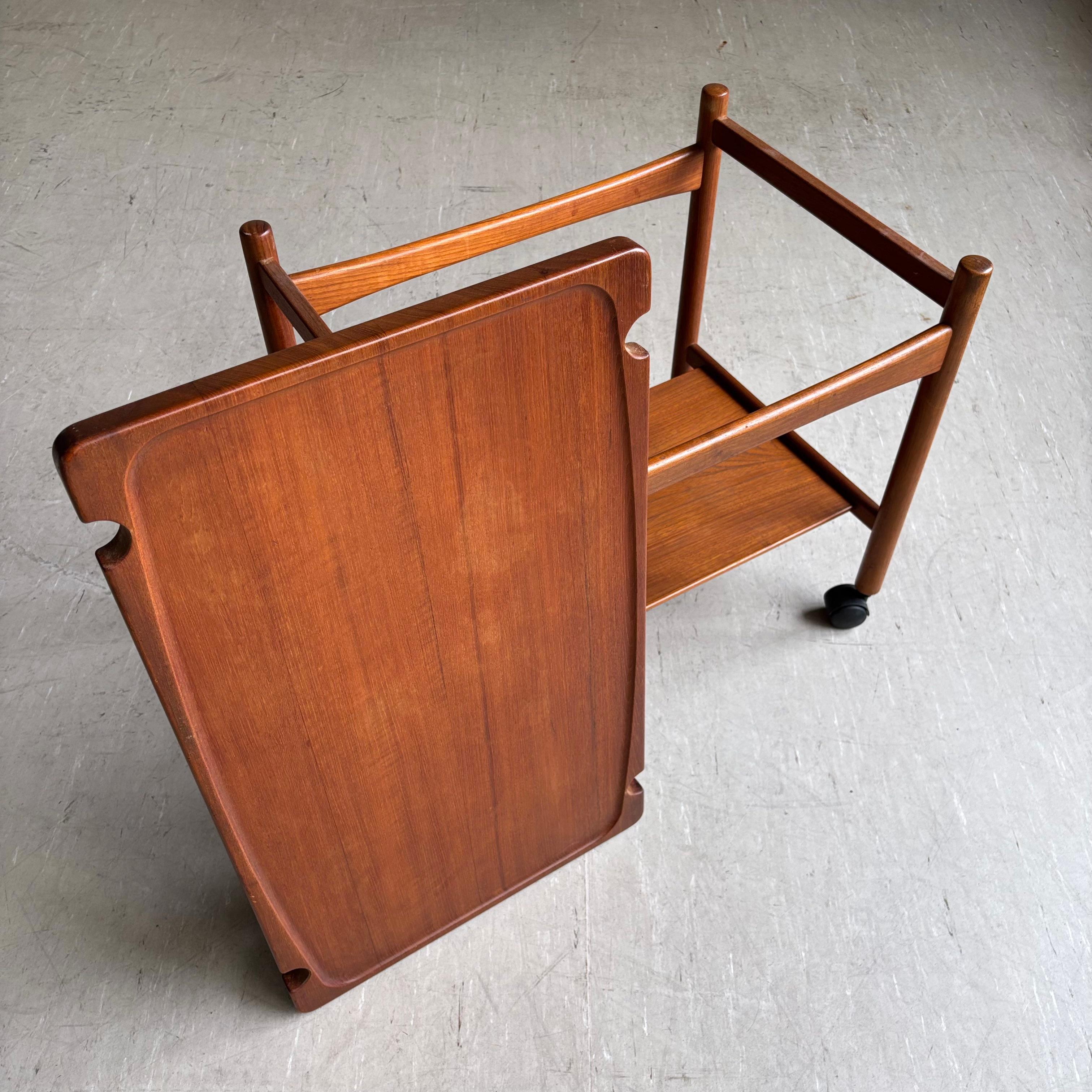 Chariot de service en teck Hans J. Wegner AT-48 des années 1960 - P. Jeppesen en vente 11