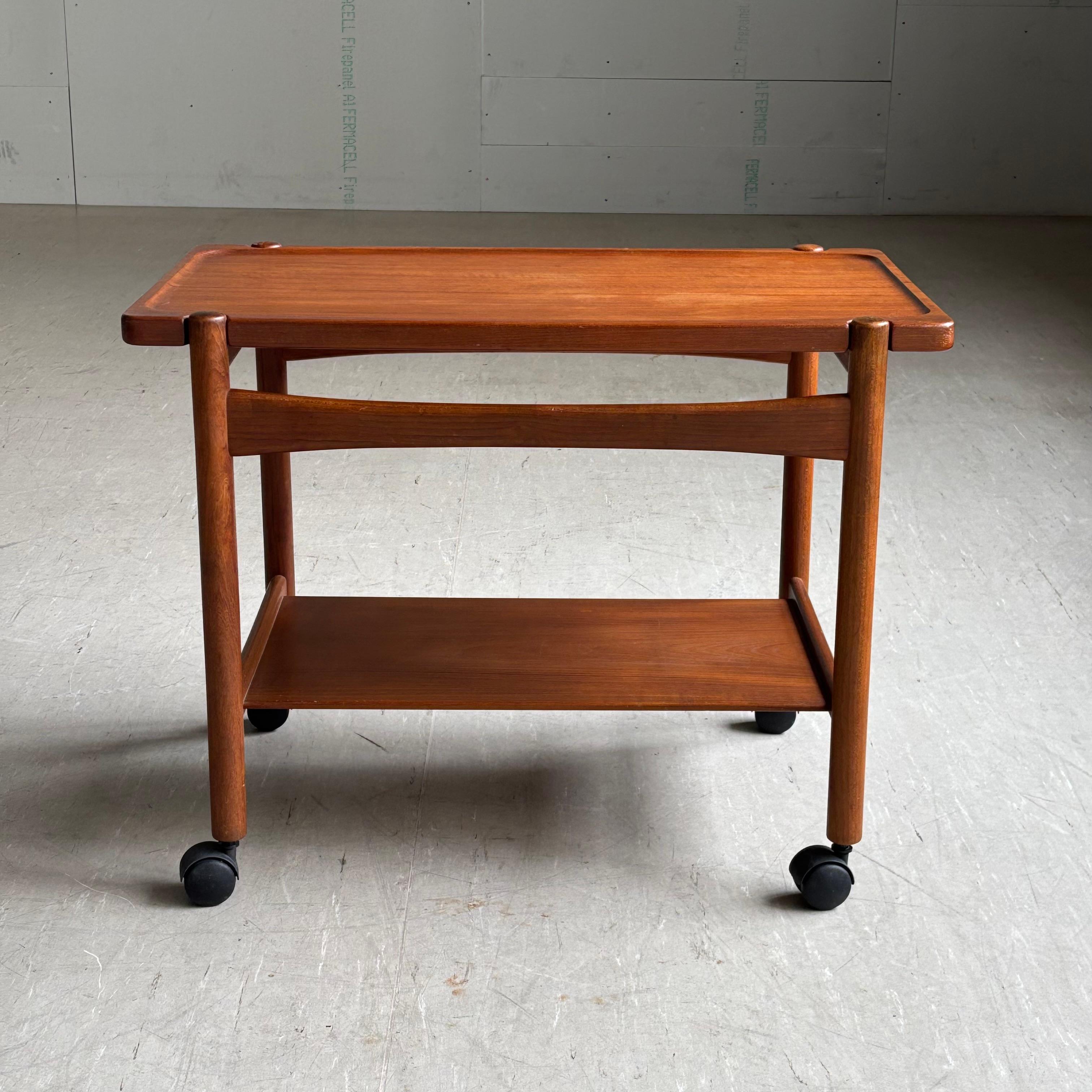 Scandinave moderne Chariot de service en teck Hans J. Wegner AT-48 des années 1960 - P. Jeppesen en vente