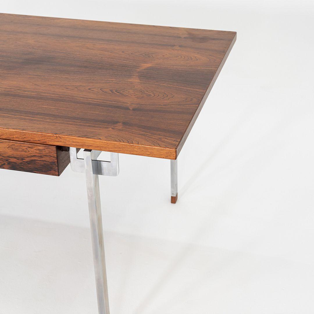 Bureau Hans J. Wegner pour Andreas Tuck AT325 des années 1960 en palissandre et acier en vente 4