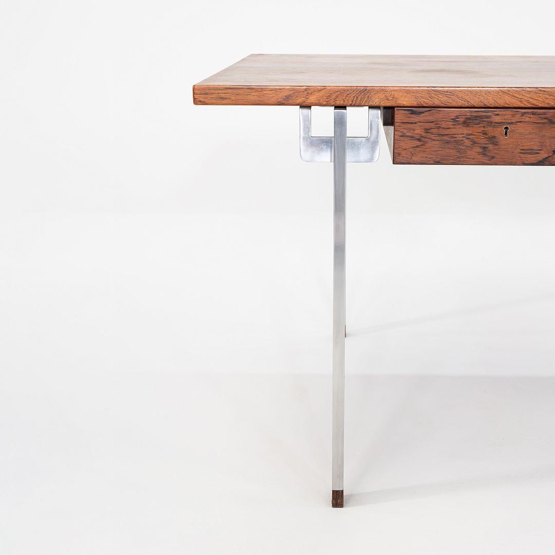 Bureau Hans J. Wegner pour Andreas Tuck AT325 des années 1960 en palissandre et acier en vente 2