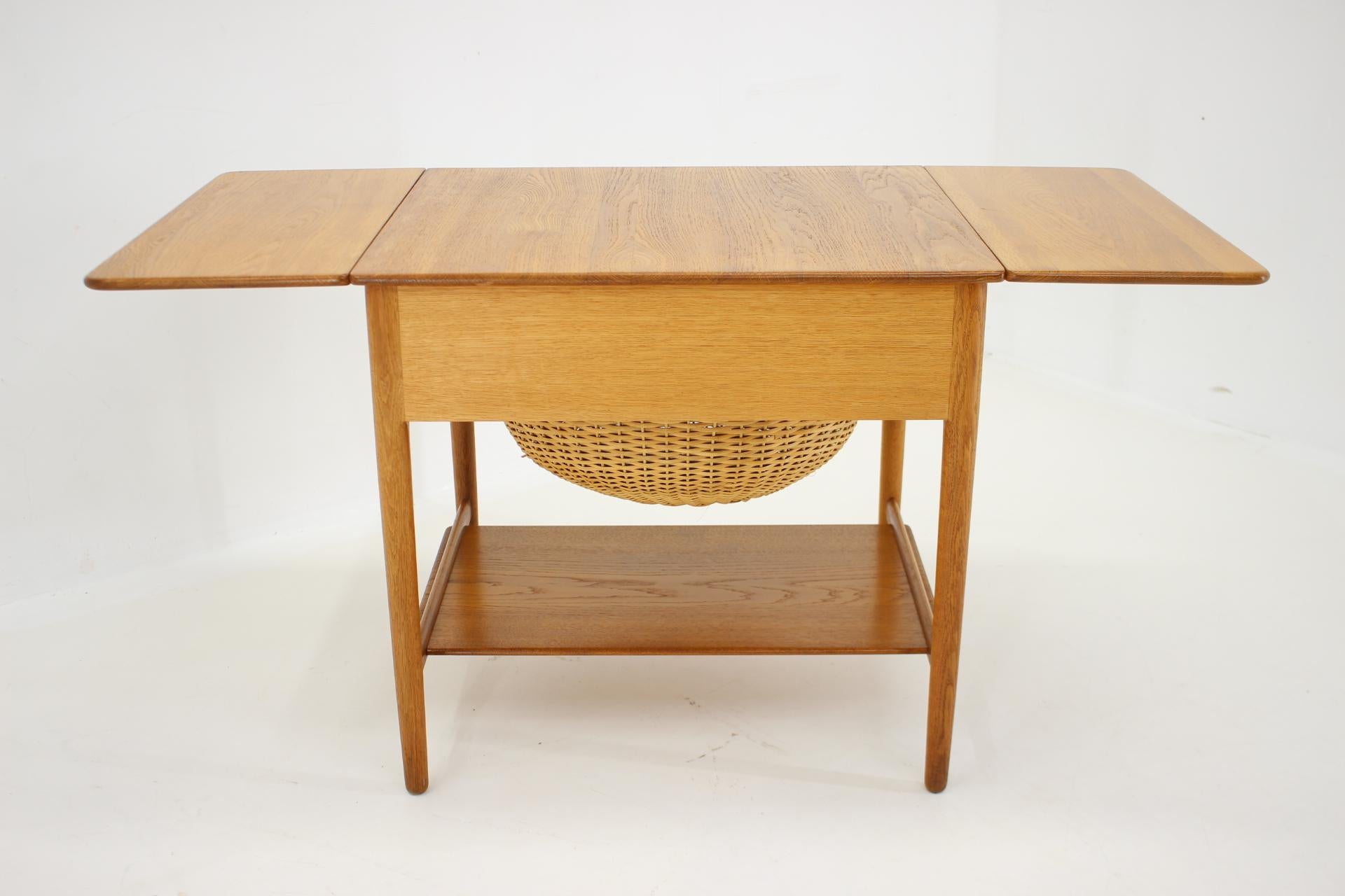 1960s Hans J Wegner Oak Sewing Table AT-33 Made by Andreas Tuck, Denmark 7