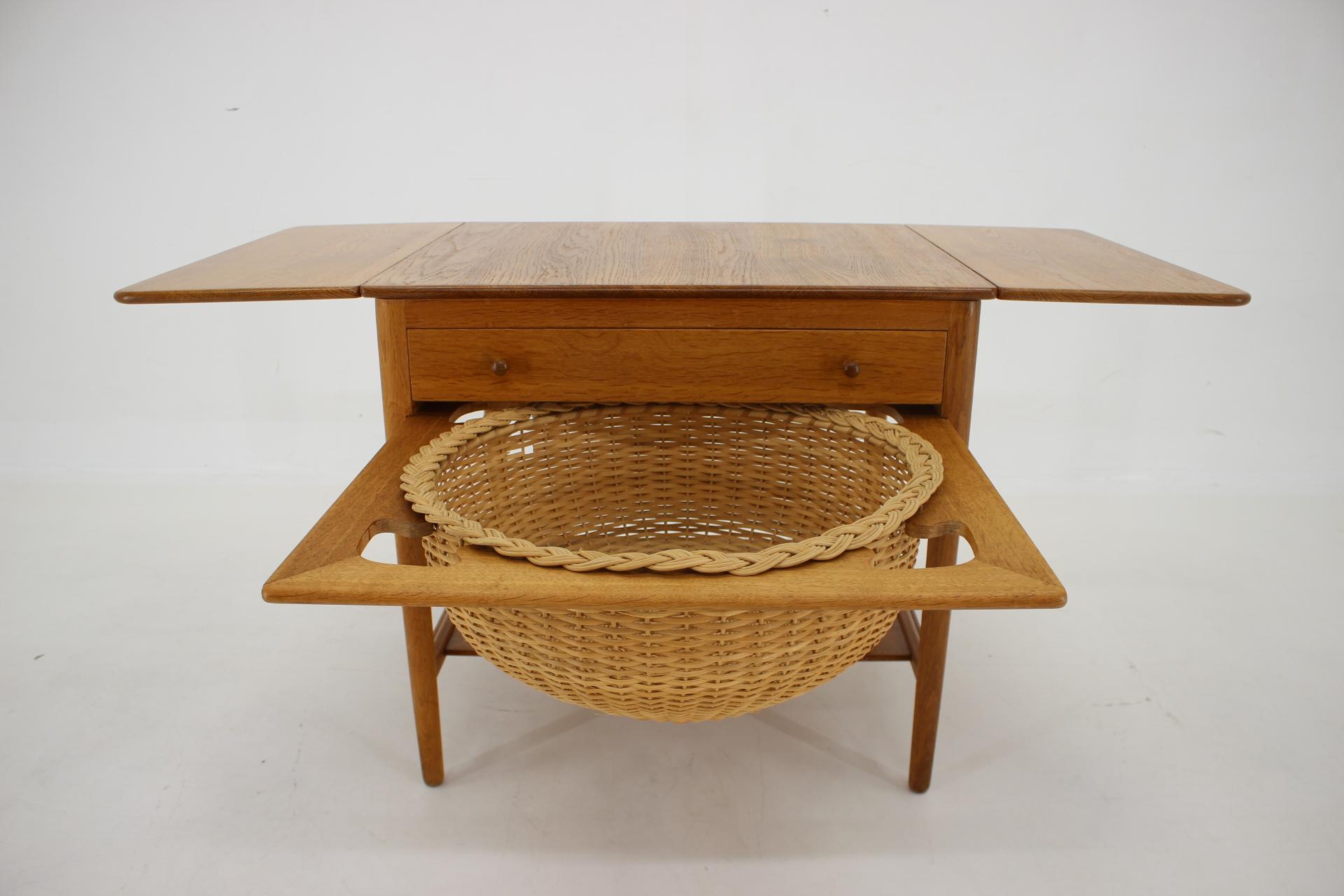 1960s Hans J Wegner Oak Sewing Table AT-33 Made by Andreas Tuck, Denmark 2