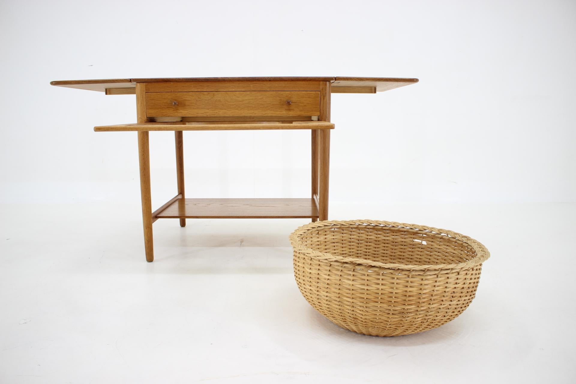 1960s Hans J Wegner Oak Sewing Table AT-33 Made by Andreas Tuck, Denmark 3