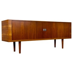 1960er Hans J. Wegner "Präsident" Credenza in Teakholz - Mid Century Danish Modern