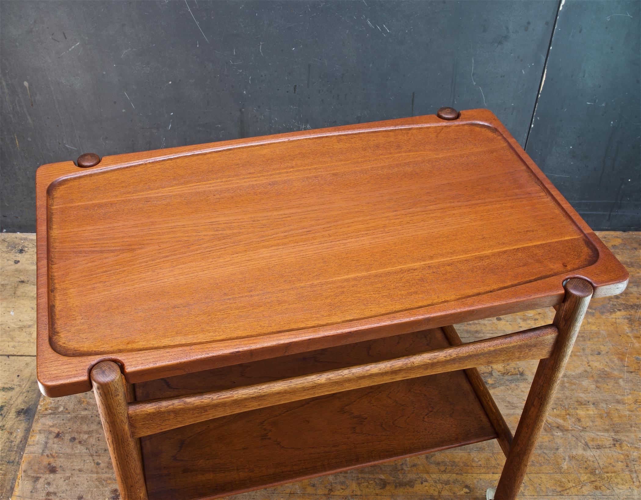 Mid-20th Century 1960s Hans Wegner Bar Cart Drink Trolly Serving Tray Danish Mid-Century Cabin For Sale