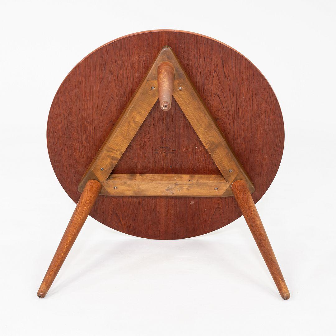 Milieu du XXe siècle 1960s Hans Wegner for Andreas Tuck Side Table or Coffee Table in Teak 30.7