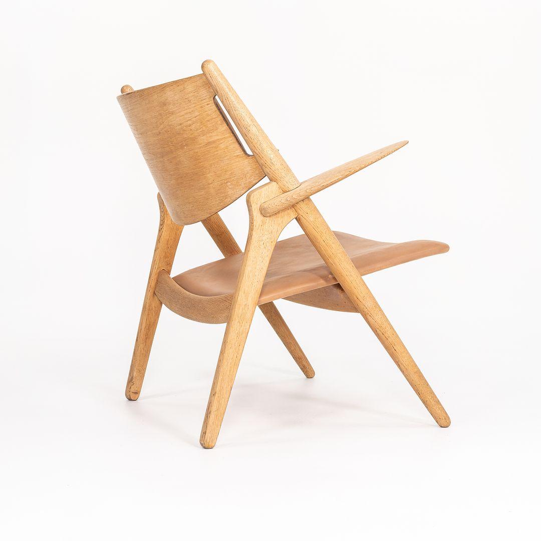1960er Jahre Hans Wegner für Carl Hansen & Sohn CH28P Sawbuck Loungesessel aus Eichenholz im Zustand „Gut“ im Angebot in Philadelphia, PA
