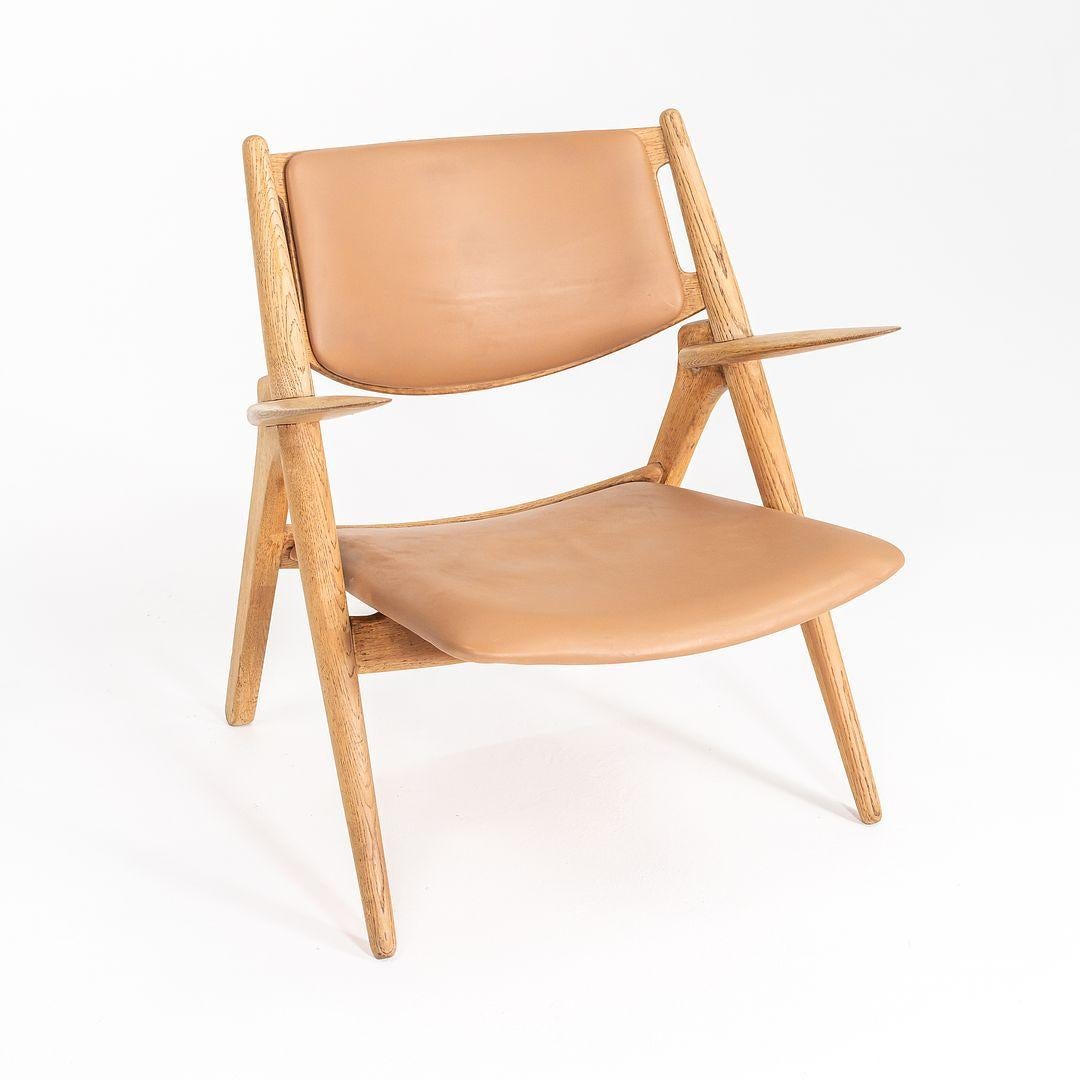 1960er Jahre Hans Wegner für Carl Hansen & Sohn CH28P Sawbuck Loungesessel aus Eichenholz im Angebot 1
