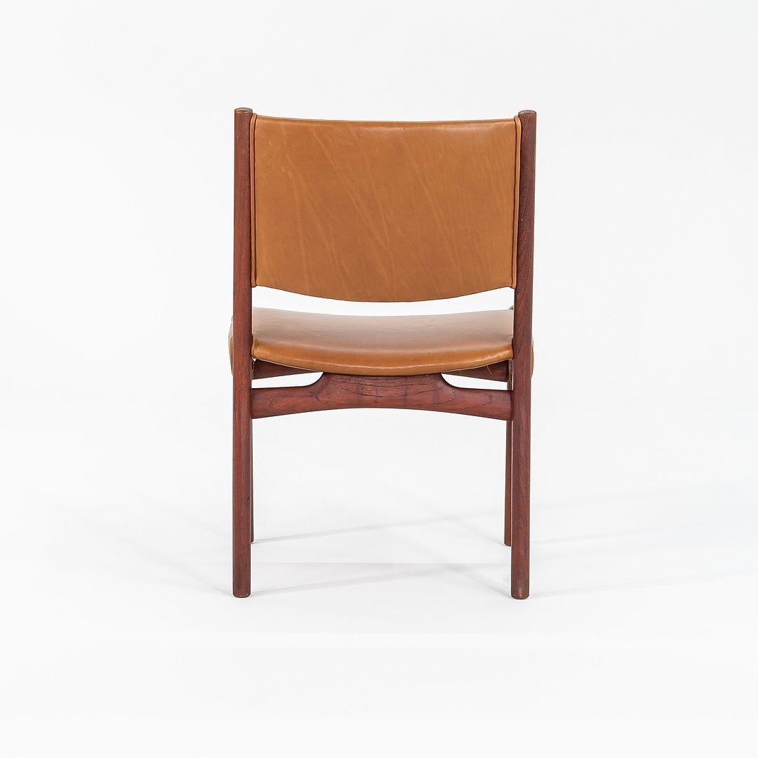 1960 Hans Wegner para Johannes Hansen #957 Silla auxiliar sin brazos de teca con cuero en venta 2