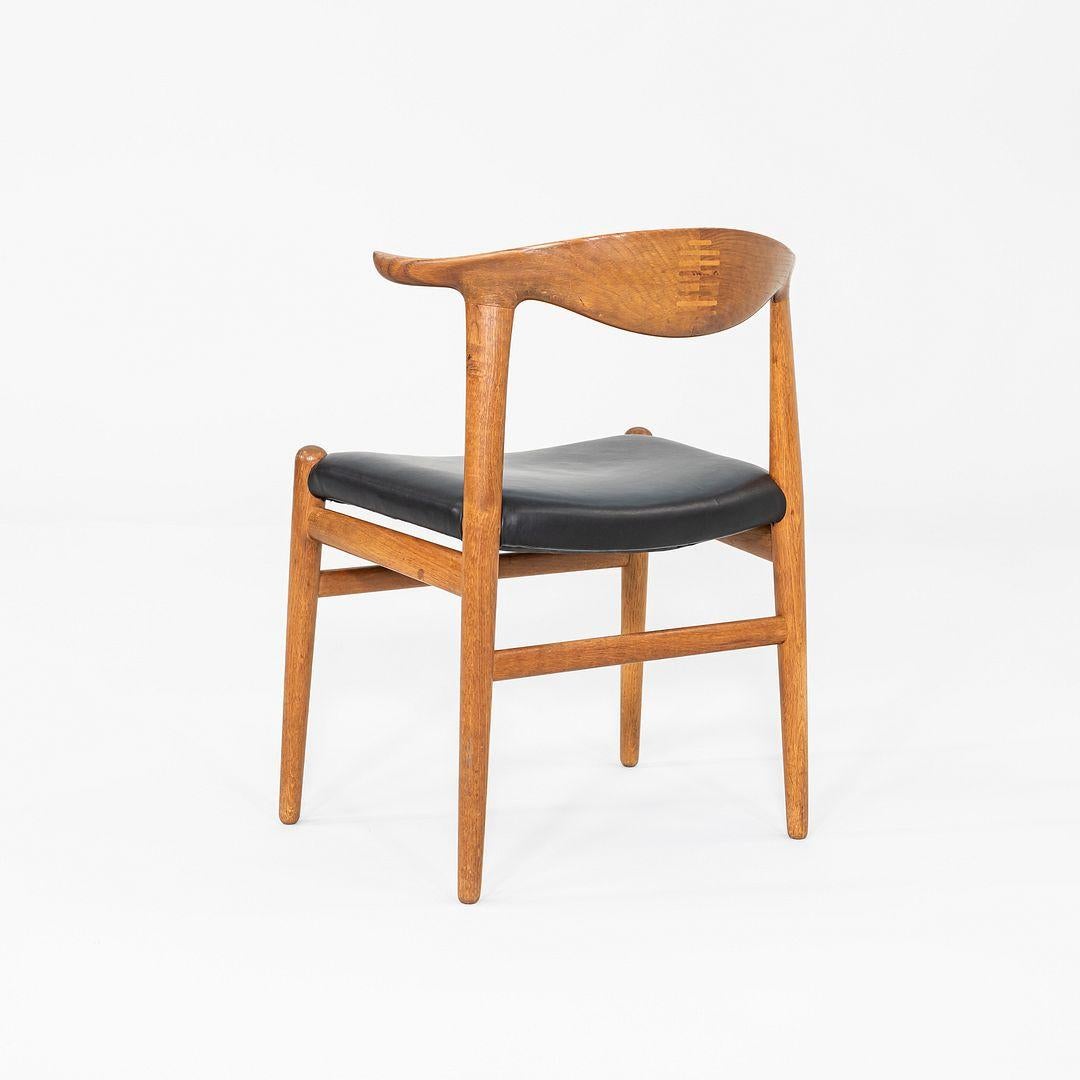 Danois 1960s Hans Wegner for Johannes Hansen JH505 Cow Horn Chair en vente