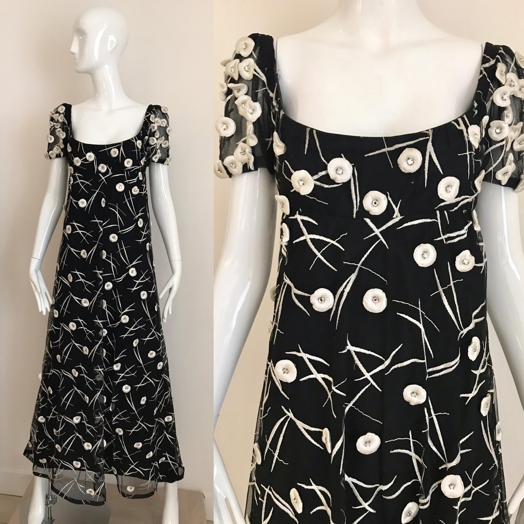 1960s Hardy Amies Black Gown with White Embellishment 6