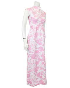Maxi abito in jacquard rosa e bianco di Hattie Carnegie degli anni '60