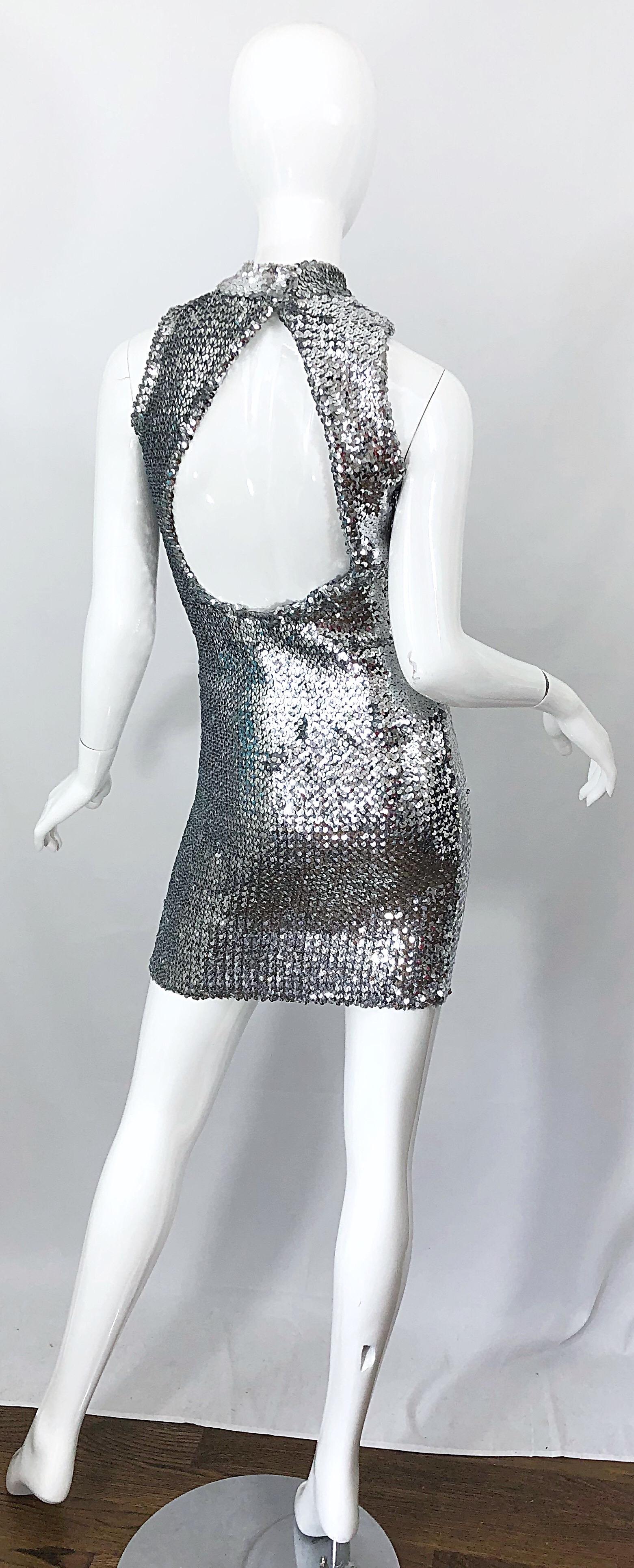 Argent 1960s Hattie Carnegie Silver Sequined Mod Open Back Vintage 60s Mini Dress en vente